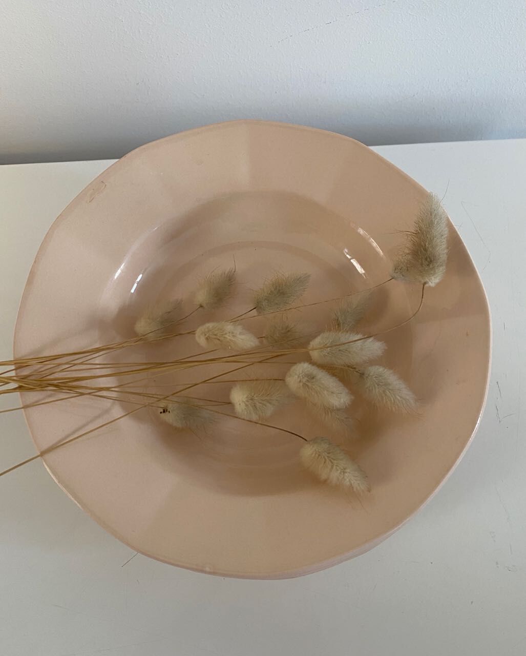 Service of powder pink hollow plates