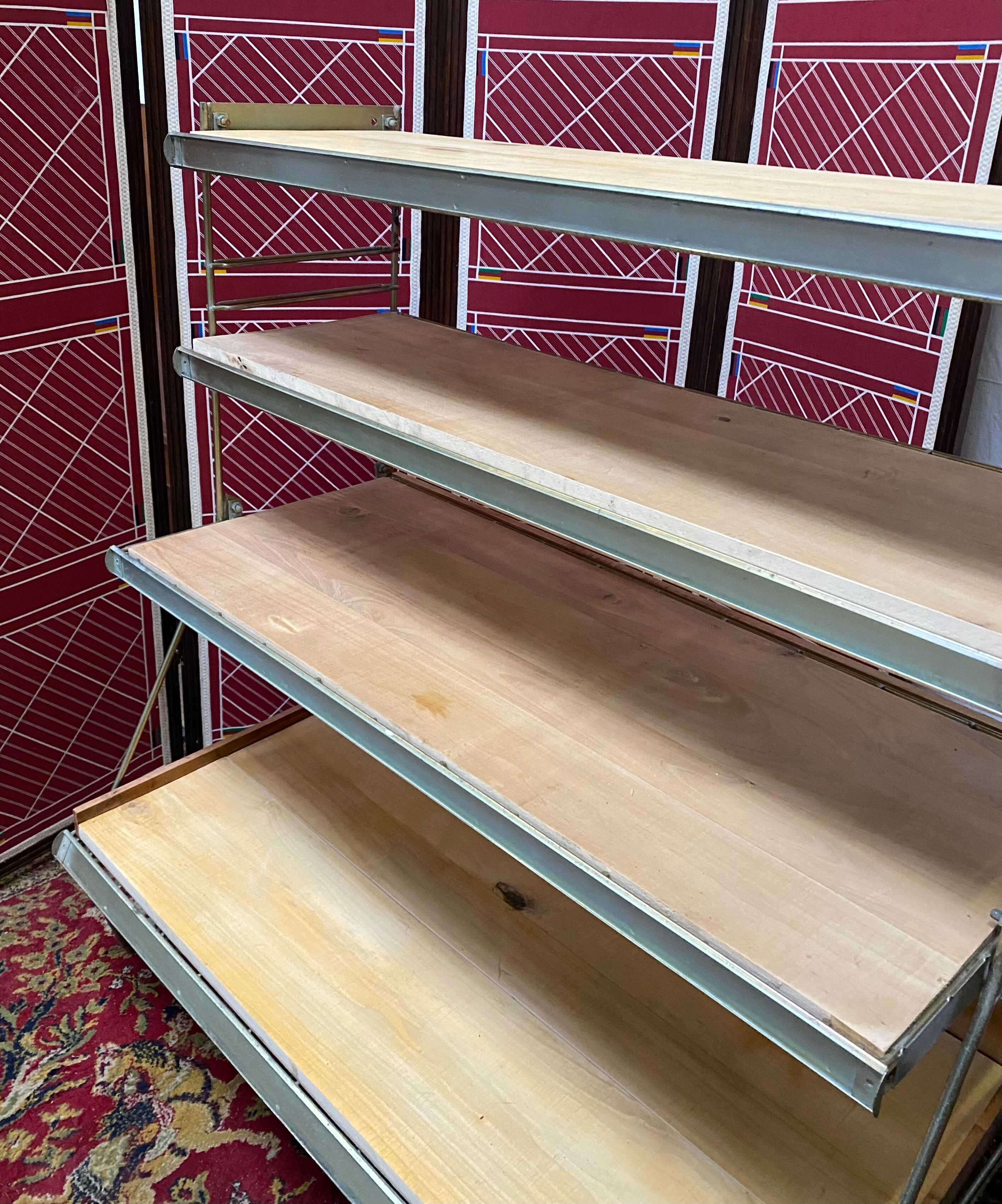 Meuble d’épicerie 4 étagères années 50