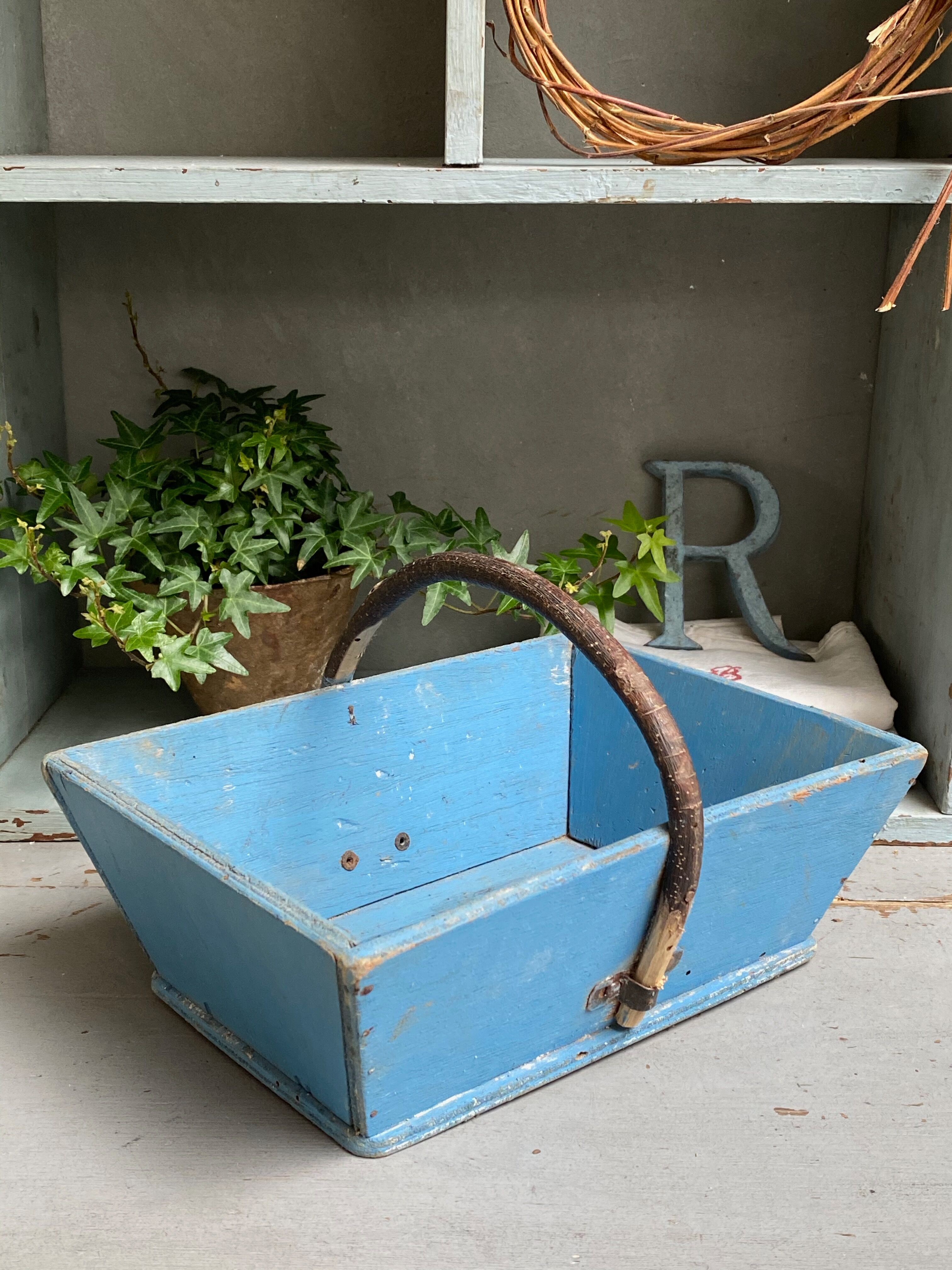 Wooden basket wabi sabi