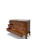 Une commode au design renaissance spectaculaire, de la ville de Turin.
