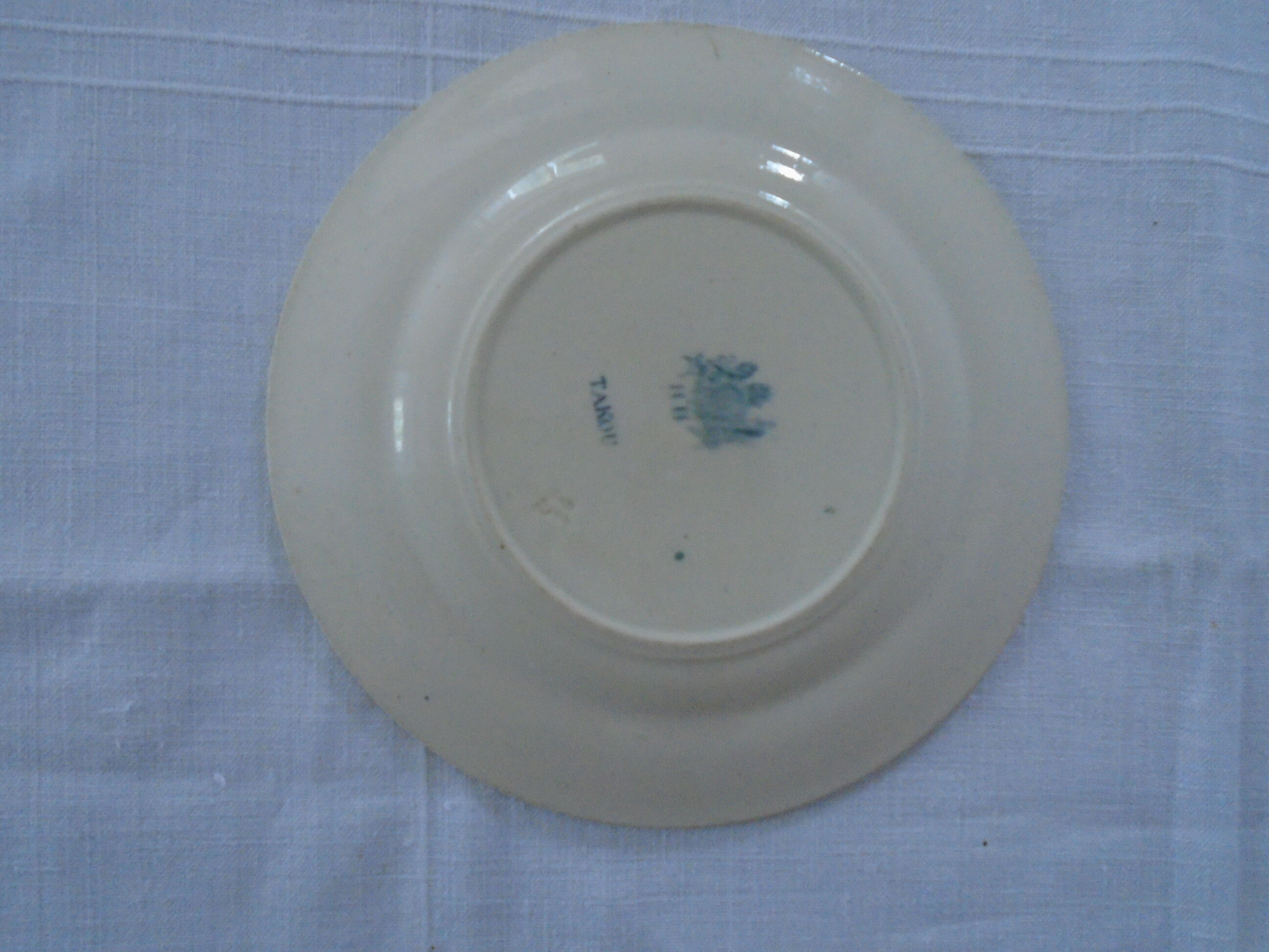 Assiette takou décor bleu oiseau Hb choisy le roy hautin boulenger faience terre de fer ancienne
