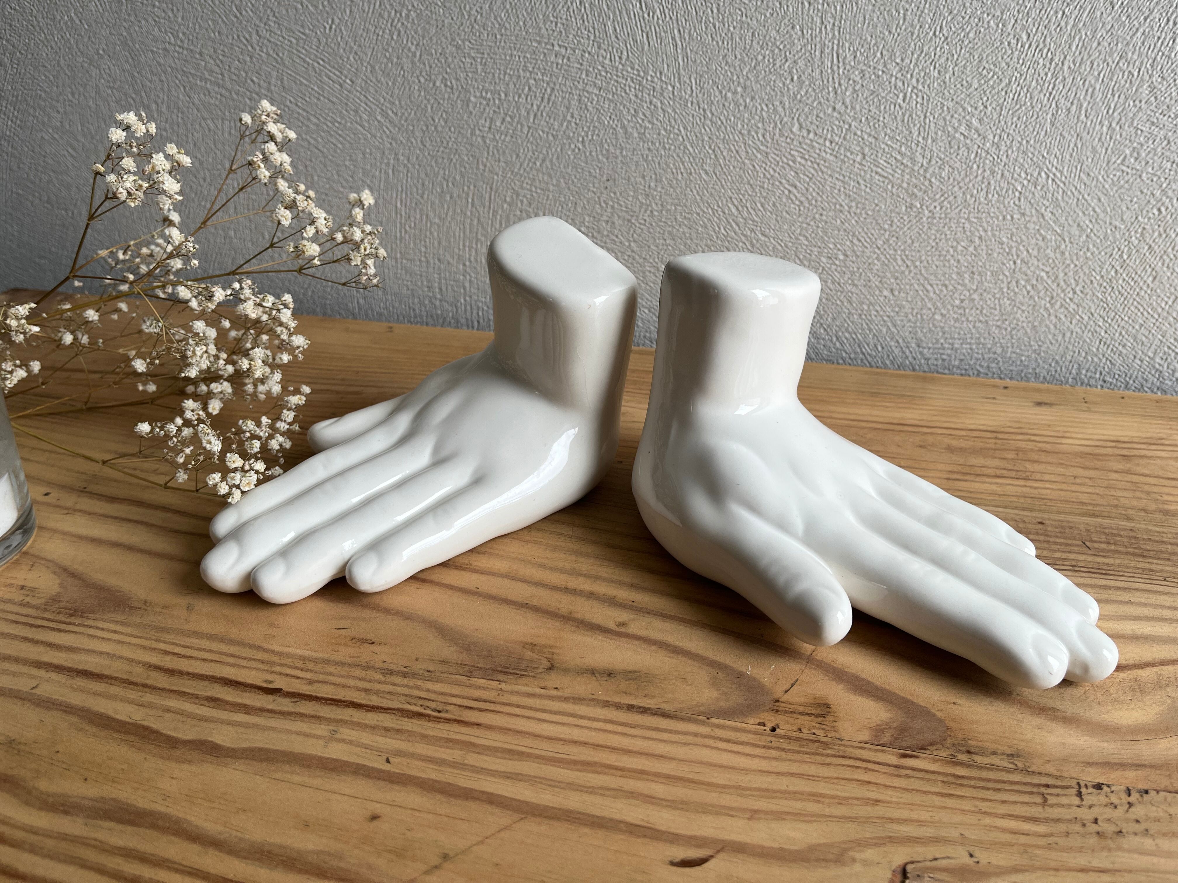 Ceramic hand book clamps