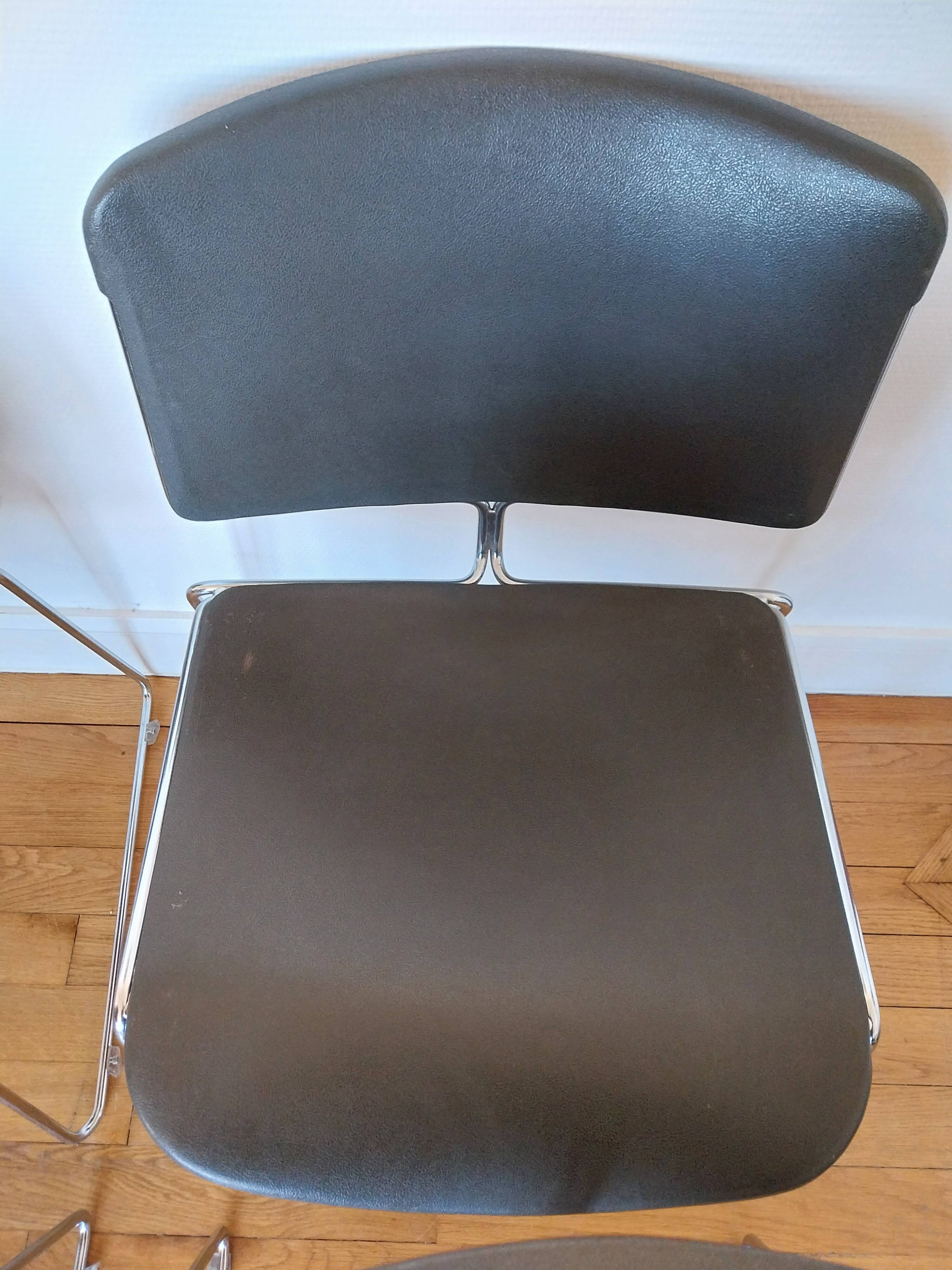 6 Max Stacker designer chairs for Steelcase