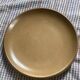 8 assiettes en grès de Berne beige wabi sabi