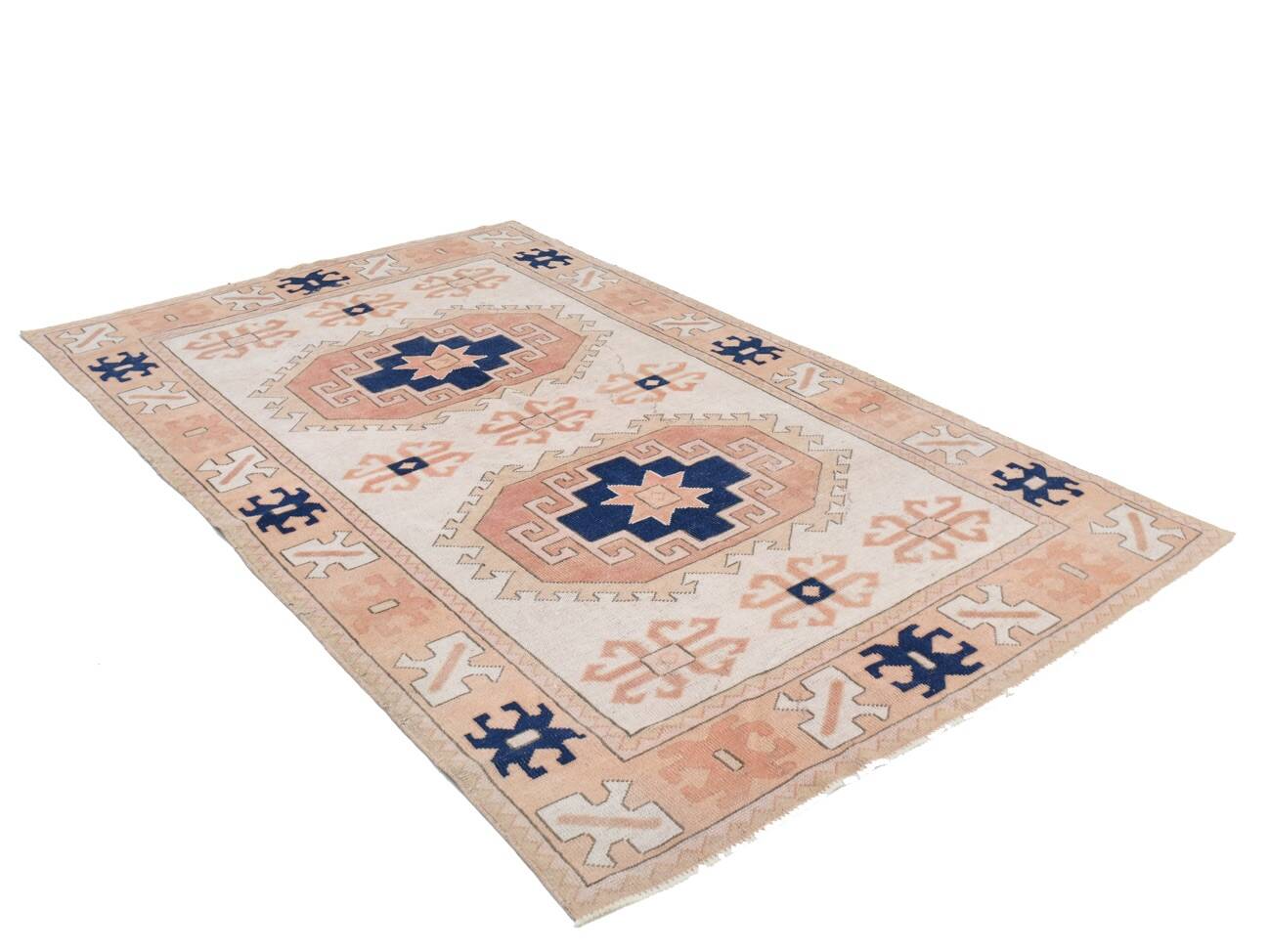 Tapis persan bleu marine et crème