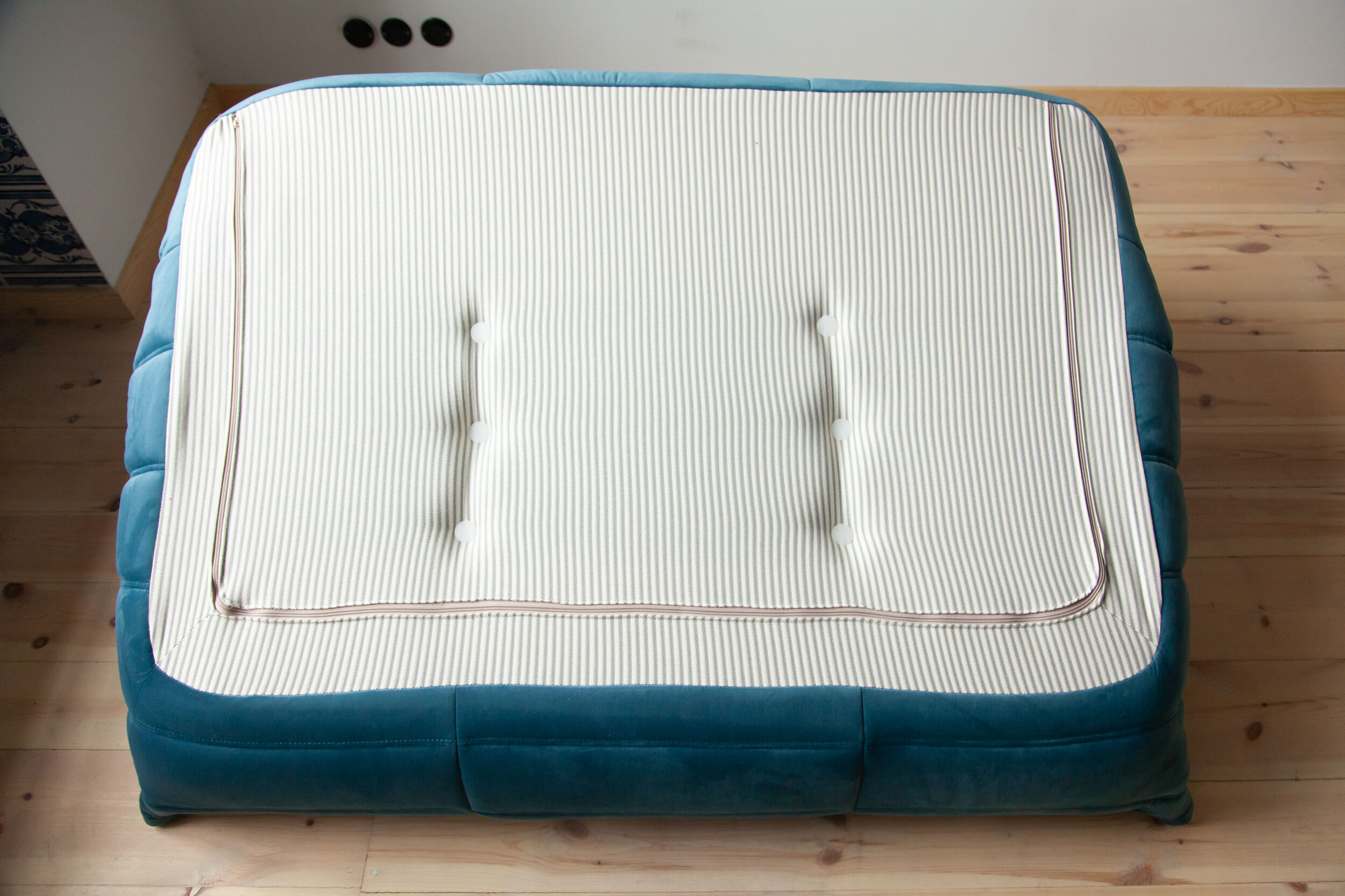 Togo set model designed by Michel Ducaroy 1973