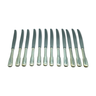 12 silver metal knives.