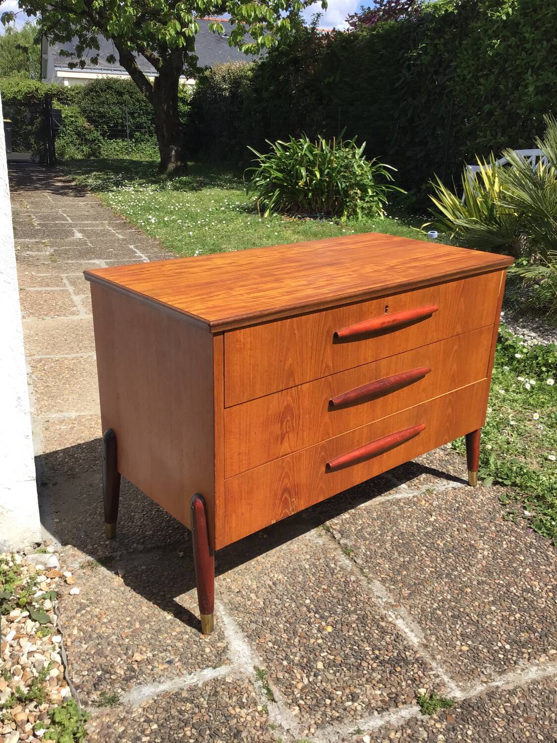 Vintage chest of drawers