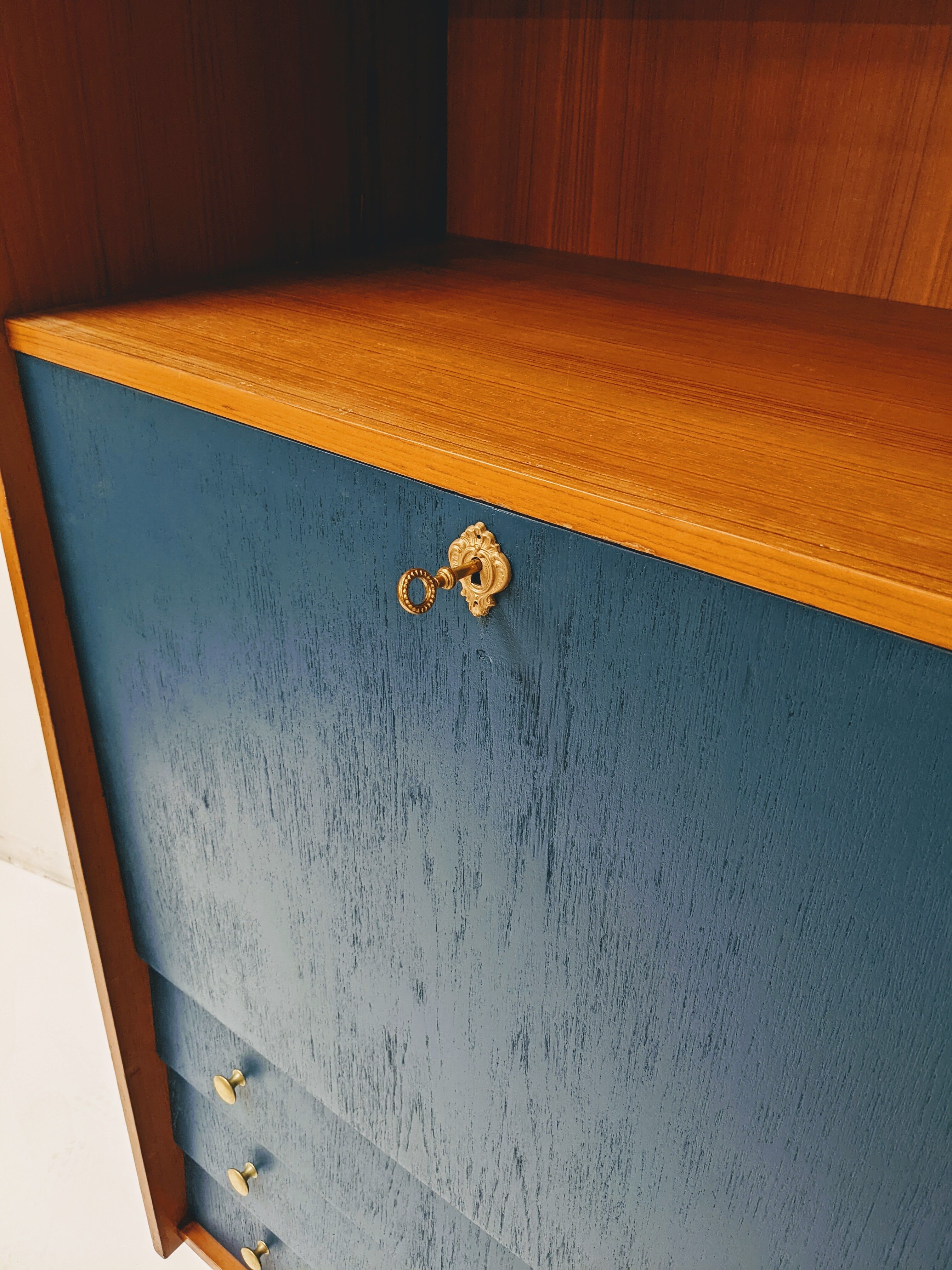 Secretary/ vintage desk in wood and blue