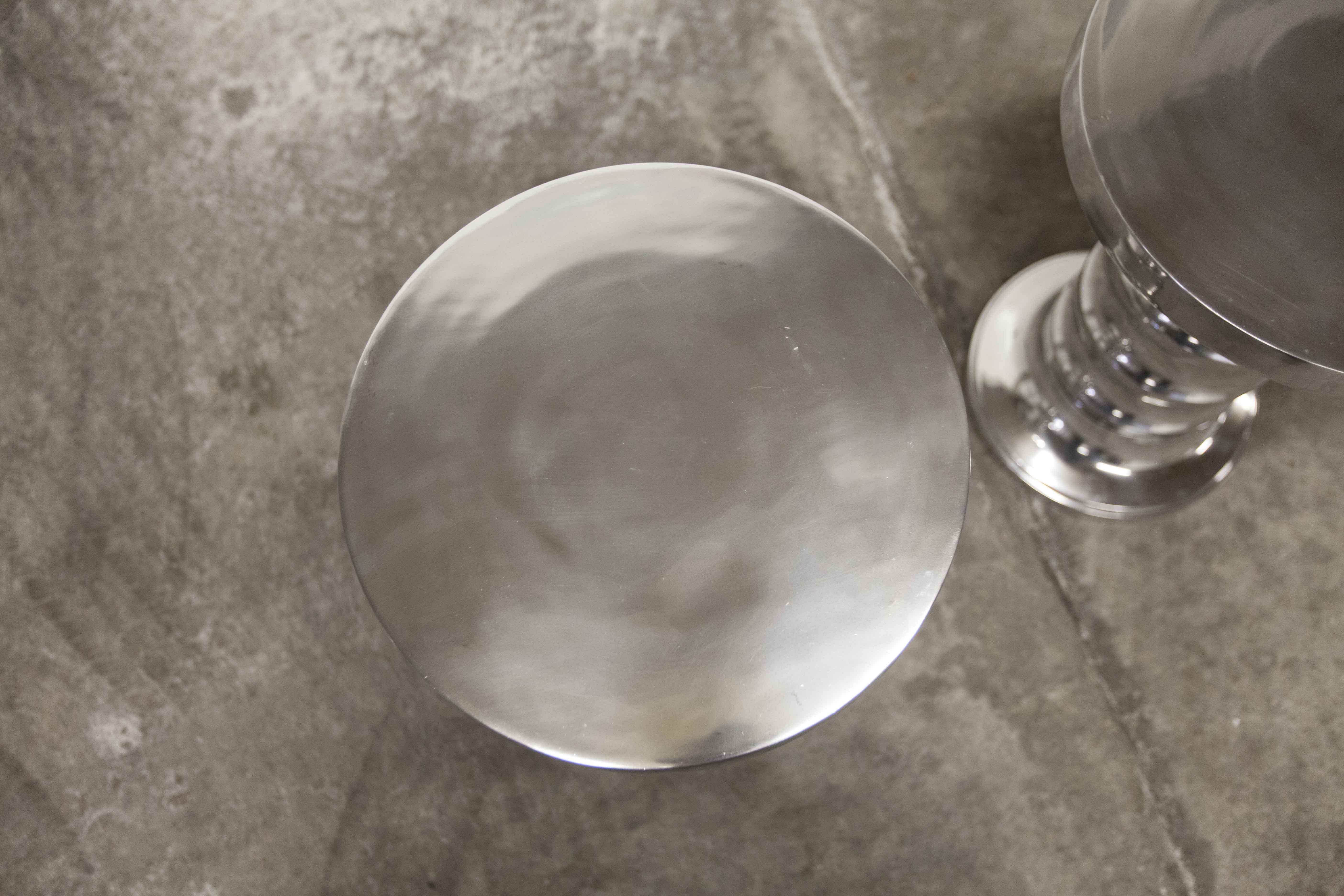 Paire de tabourets aluminium chromé Eichholtz 2000