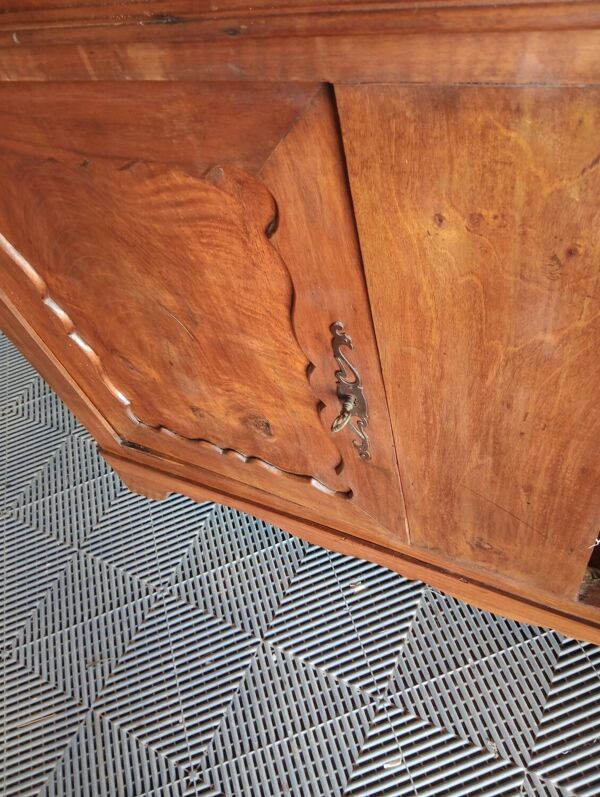 Buffet campagnard, buffet noyer 2 portes
