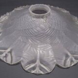 Suspension (spider web decor)