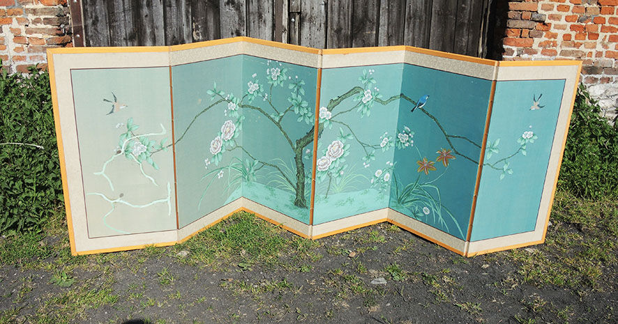 Screen chinese painted birds on branches