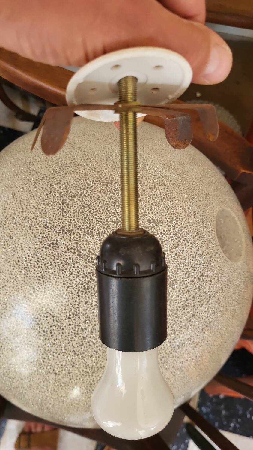 Suspension from the 60s-70s / Globe
