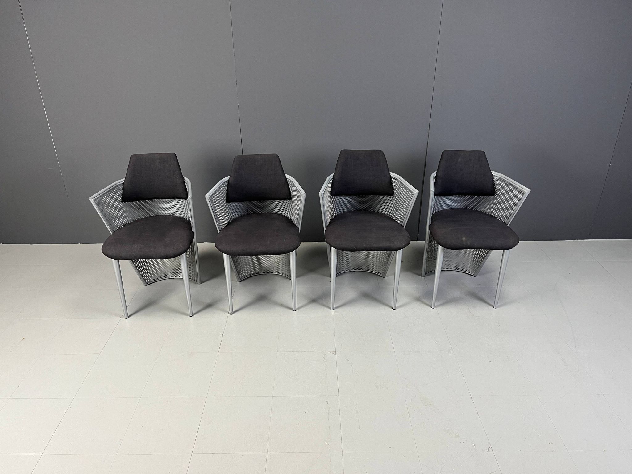 Chaises de salle à manger en métal postmodernes, années 1980