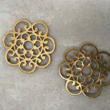 Golden trivet