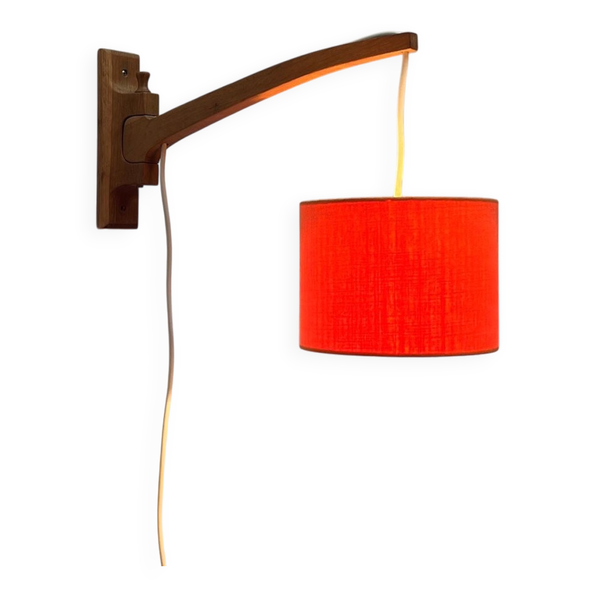Mid-century cantilever wall lamp with a pivoting arm, 1960s.