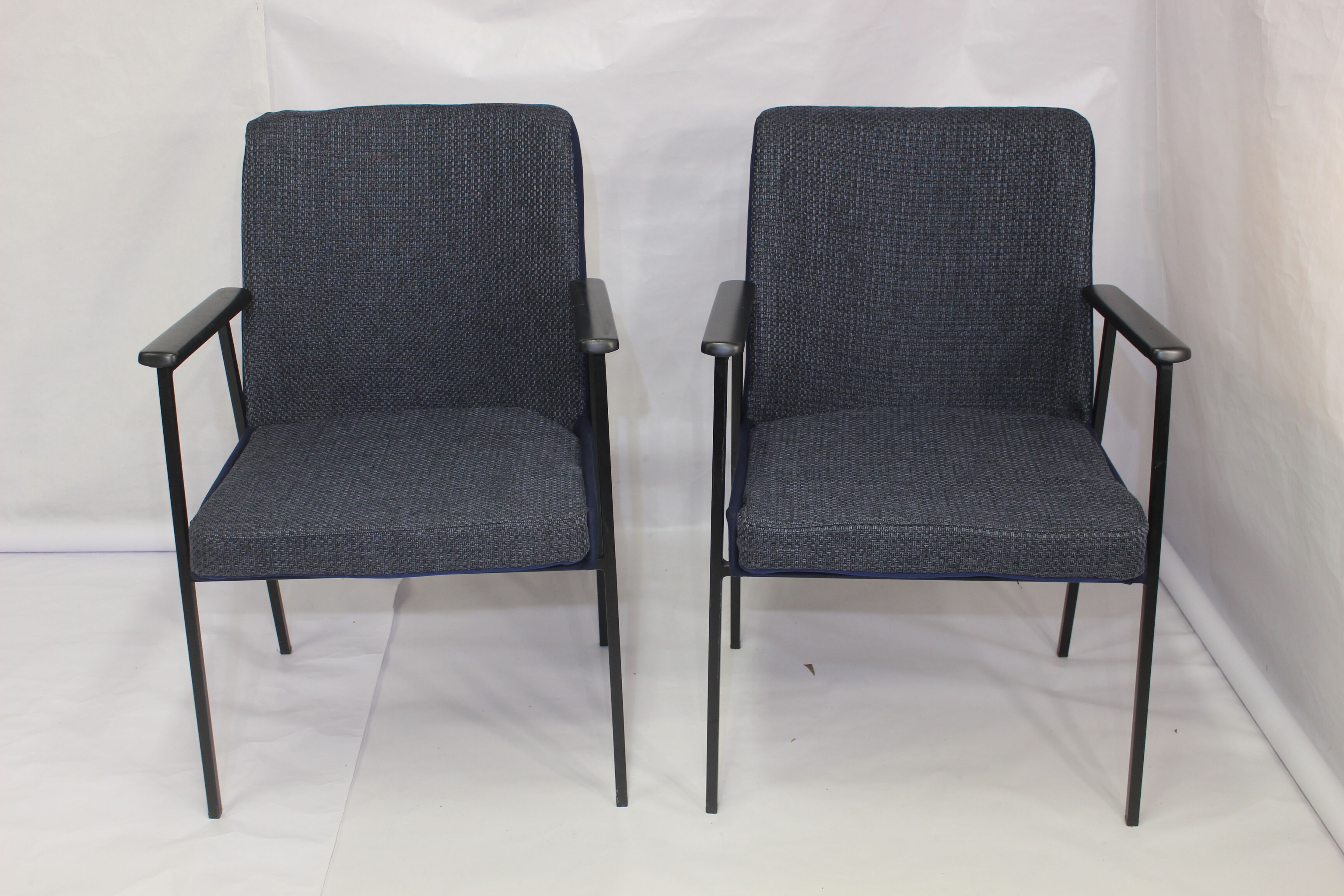 Pair of armchairs by Mauser, 1960