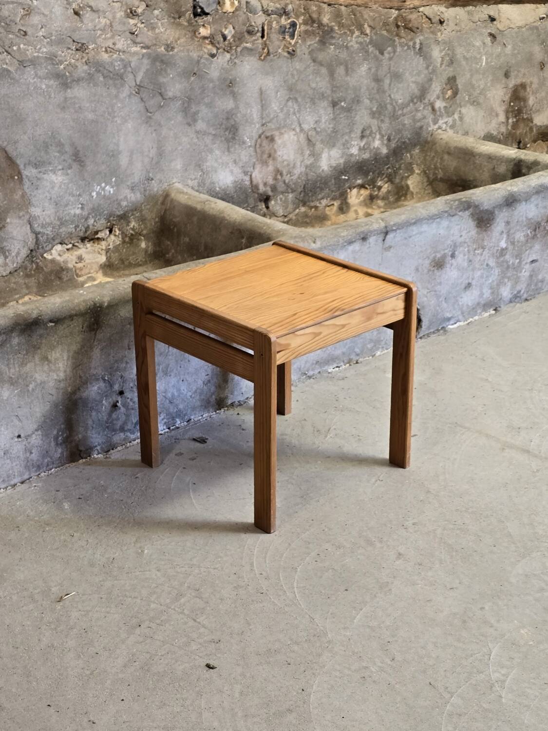 Coffee table, small pine side table 1970