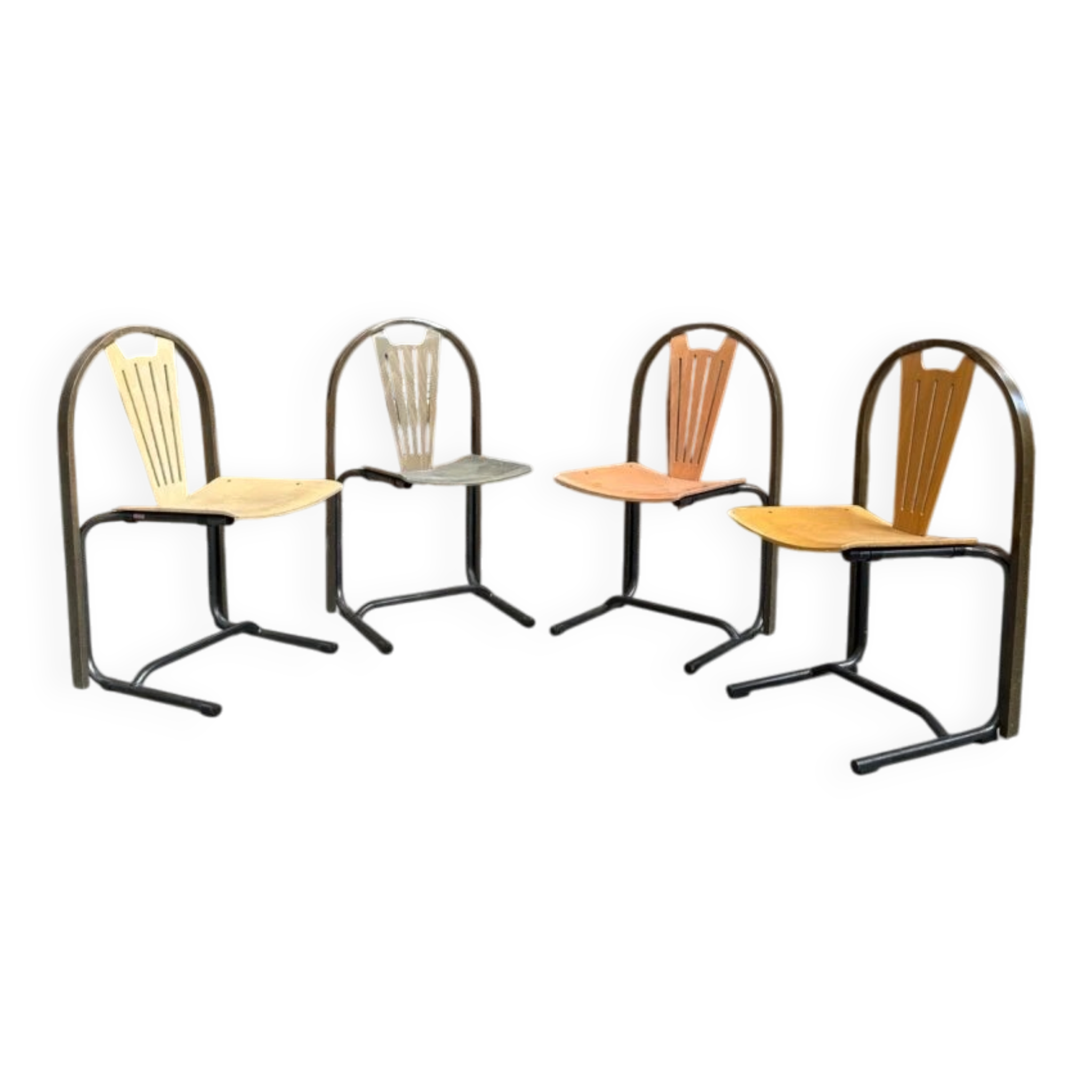 Set of 18 Baumann chairs from the 80s.