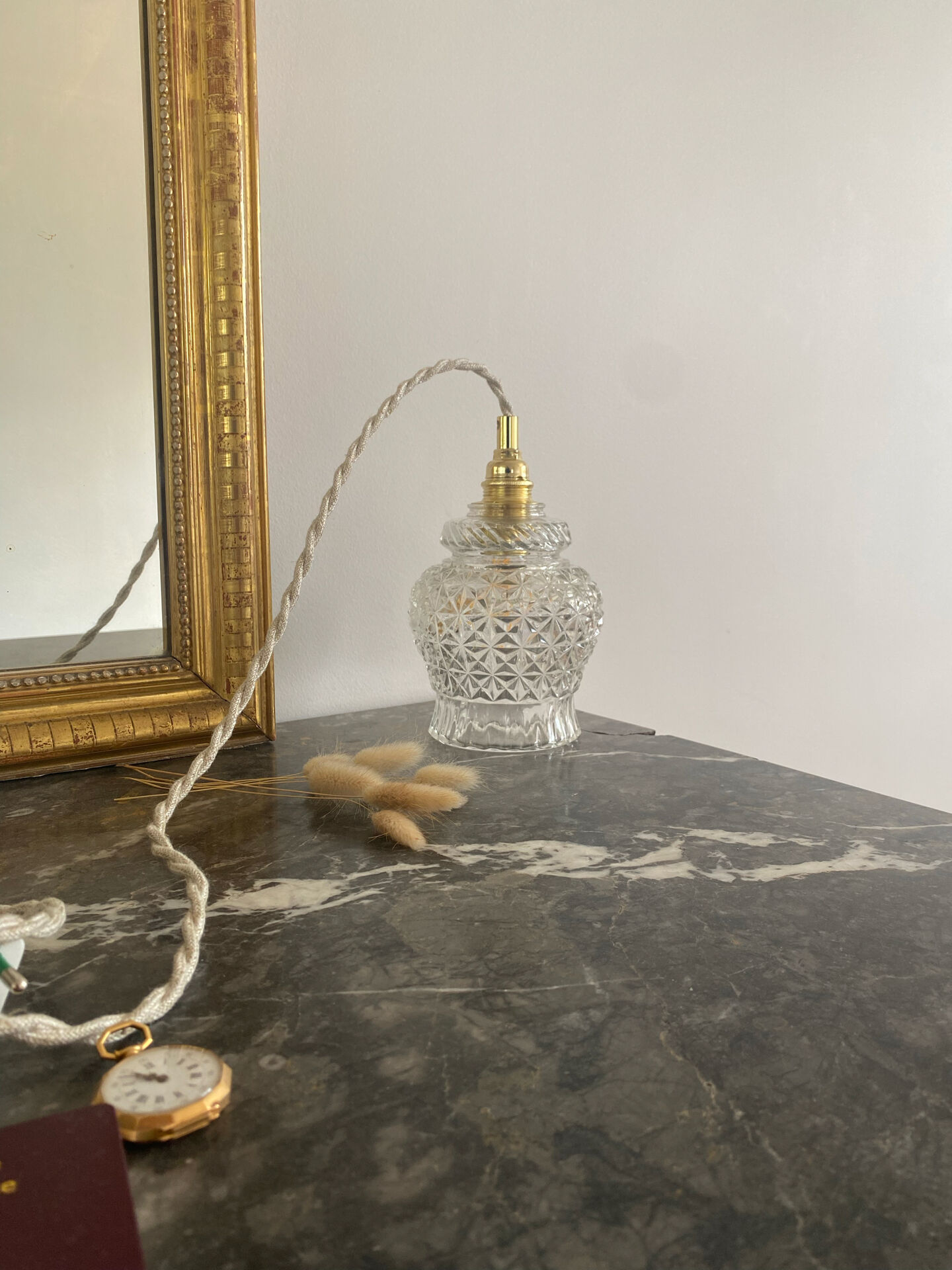 Baladeuse globe vintage en verre 