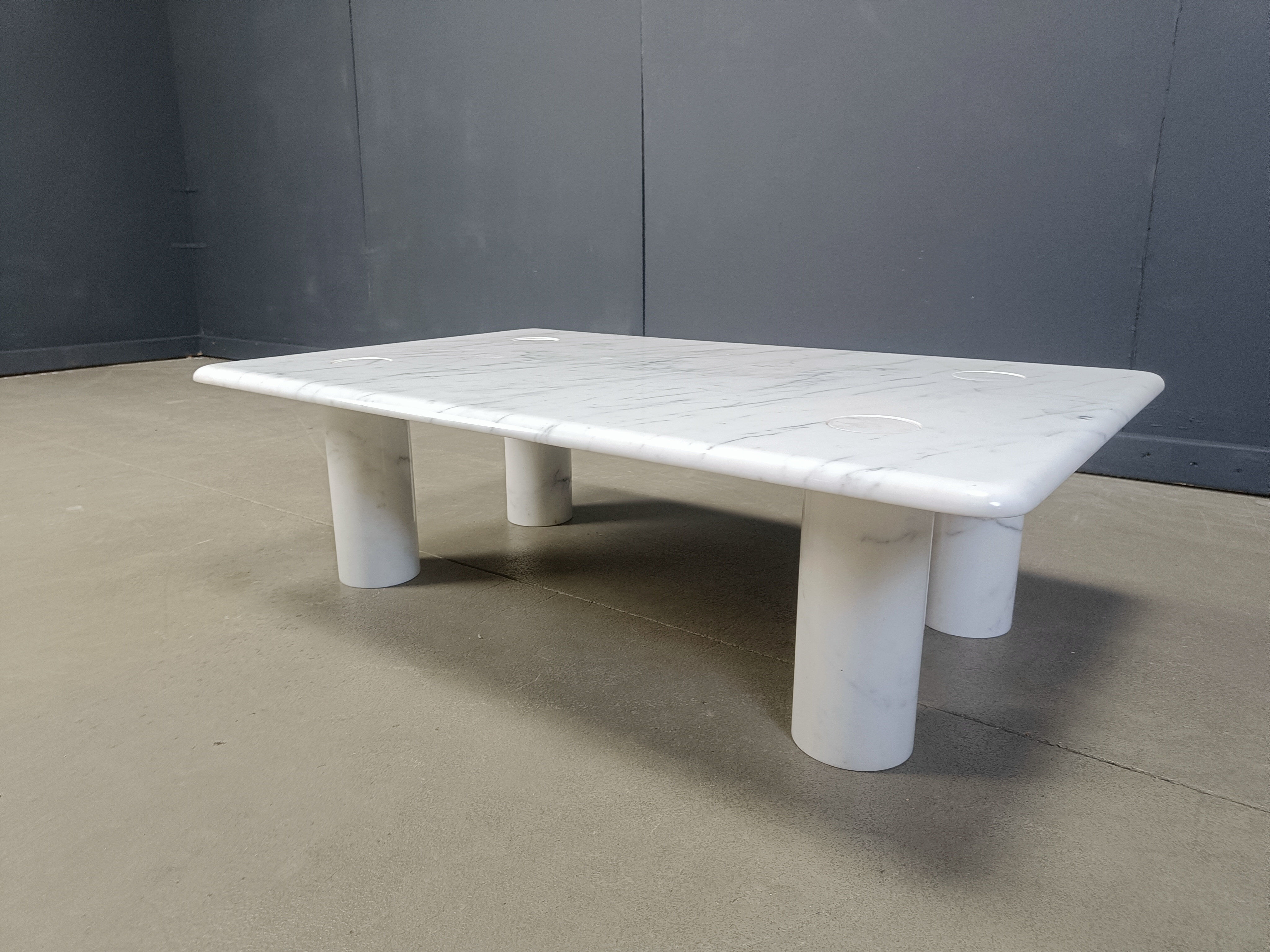 Angelo Mangiarotti carrara marble coffee table for Up&Up, Italy