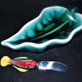 Vallauris vintage butter dish and fish knife in colored ceramic 1960-70