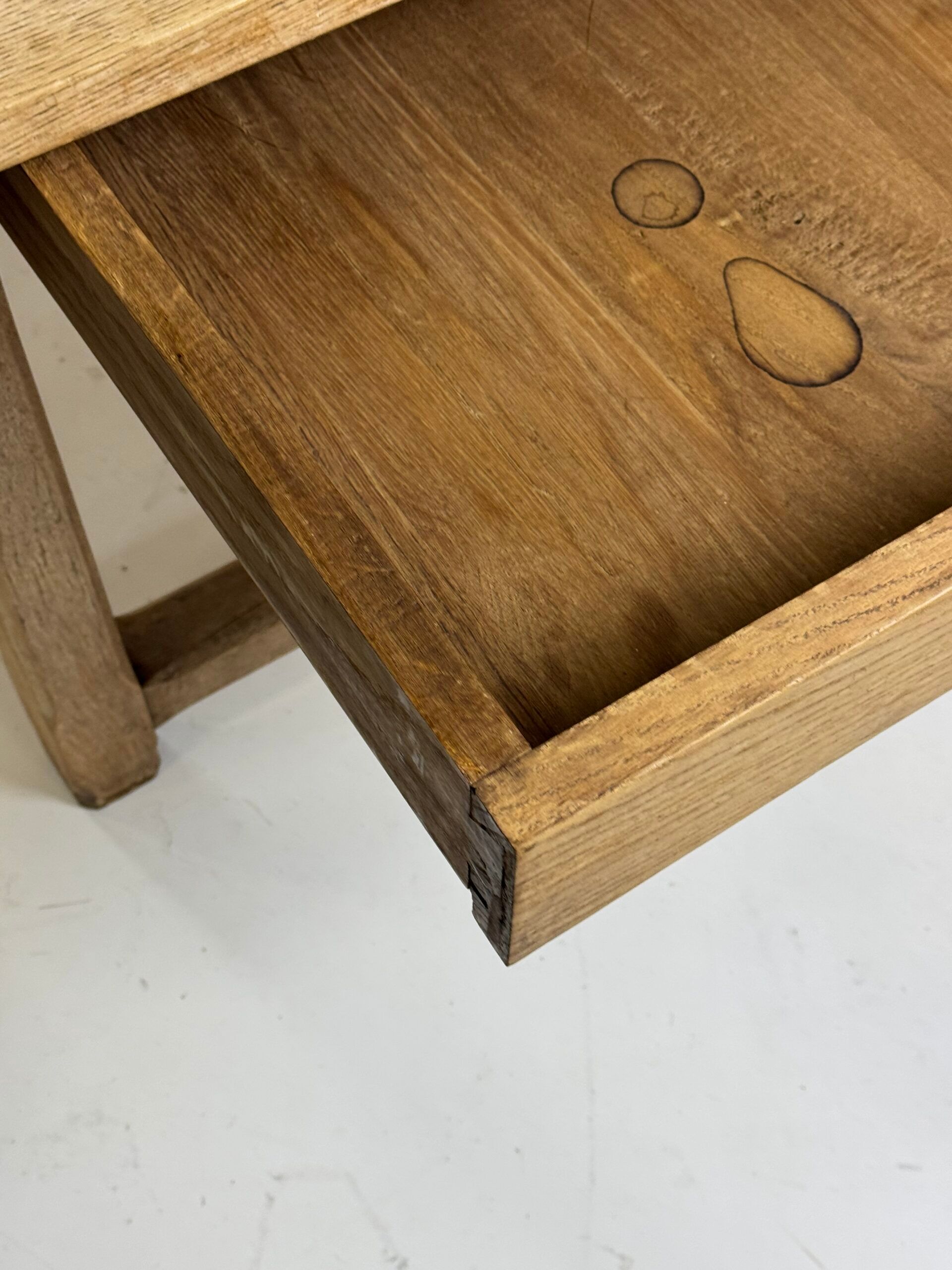 Table de monastère française en chêne du 19ème siècle