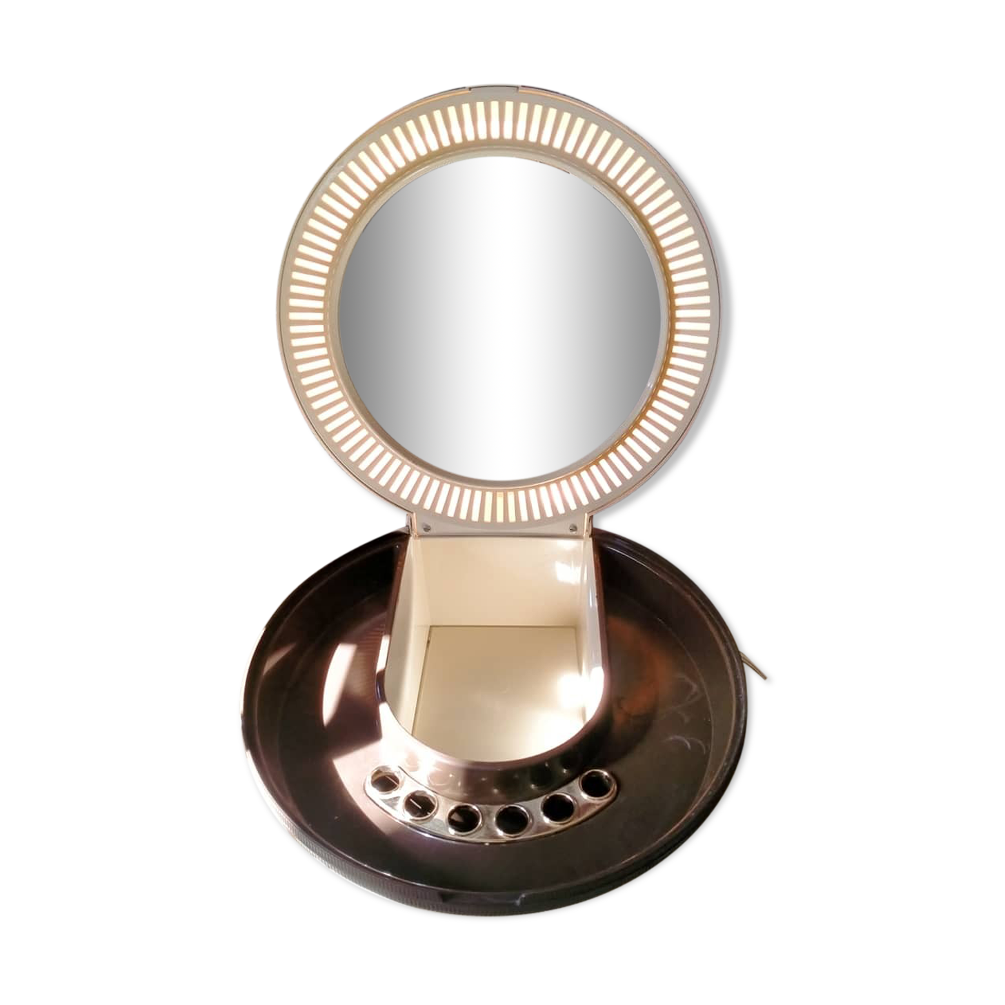 Vintage portable hairdresser