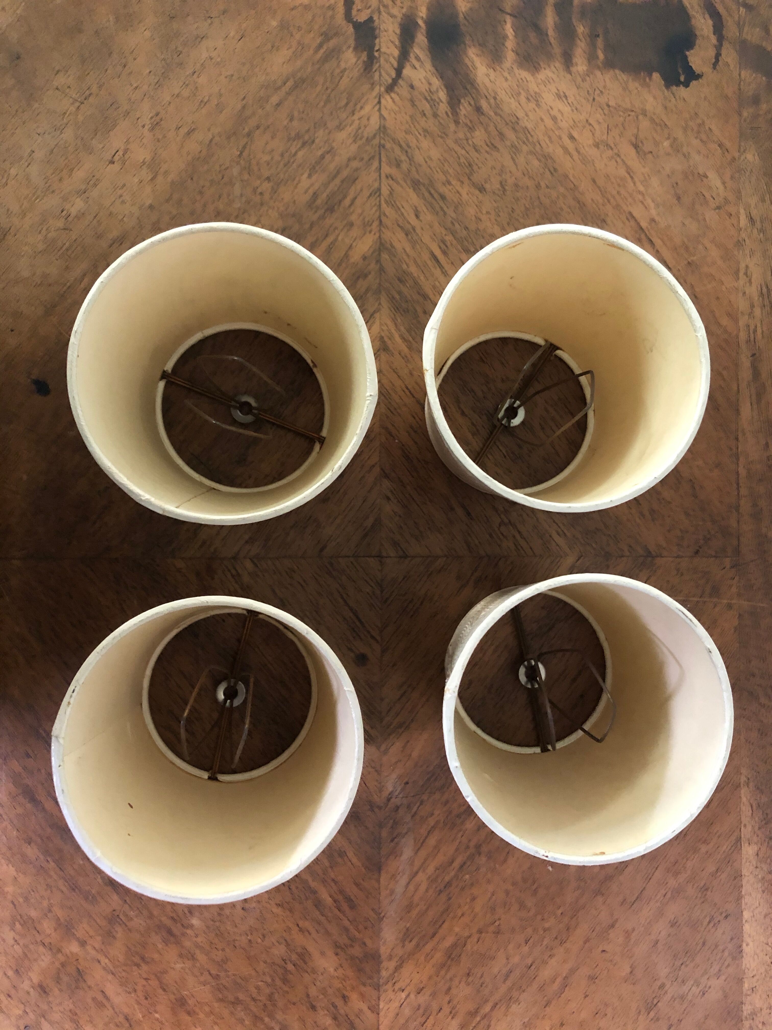 Lot de 4 petits abat jours à pince