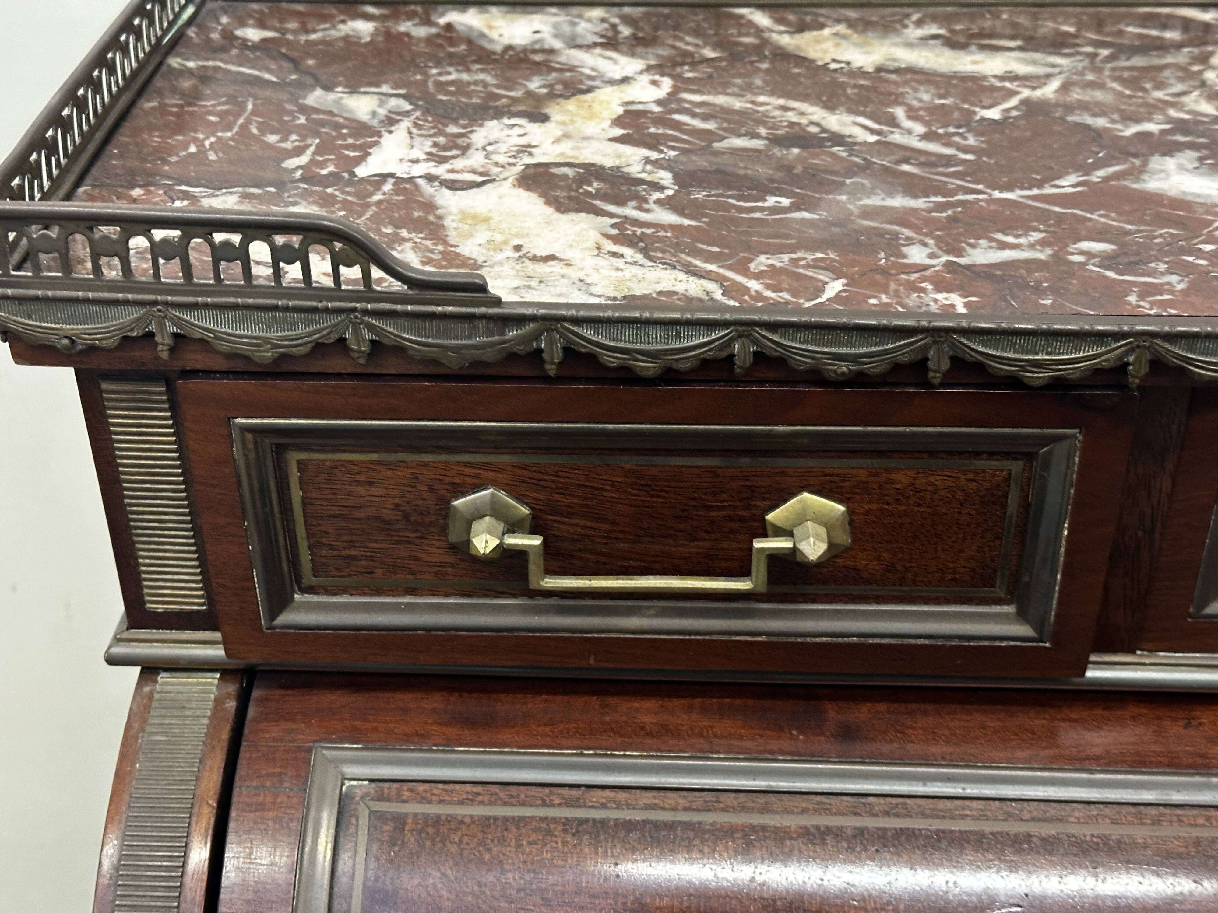 Secretary - Bonheur du Jour with pearly Louis XVI style system