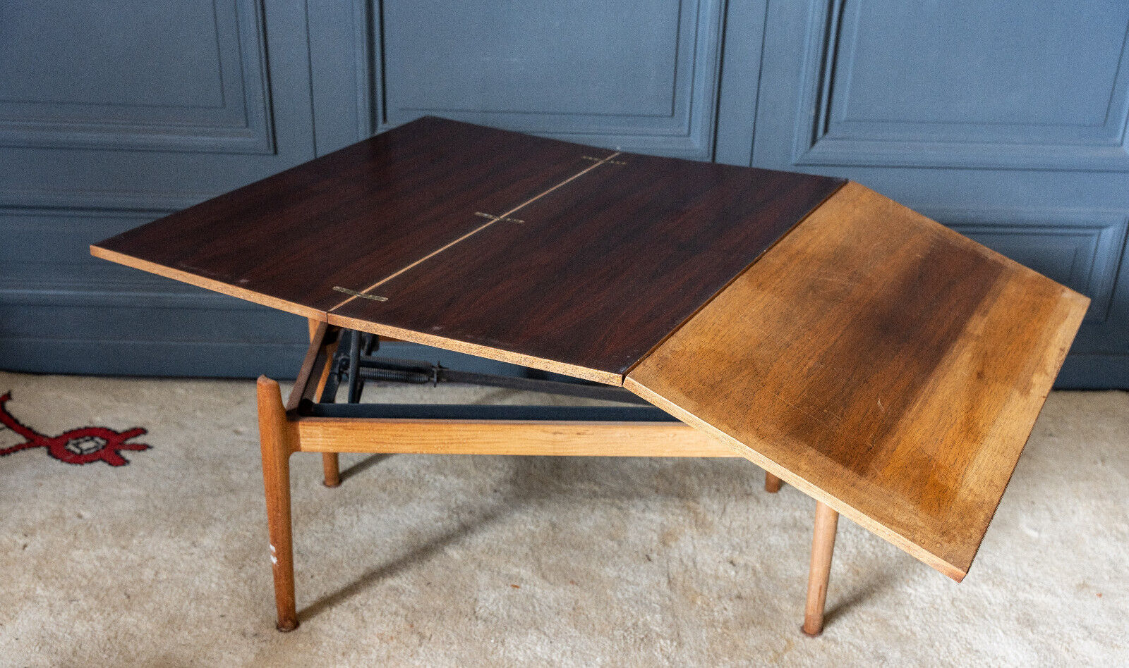 Scandinavian coffee table Smorrebrod with extendable system