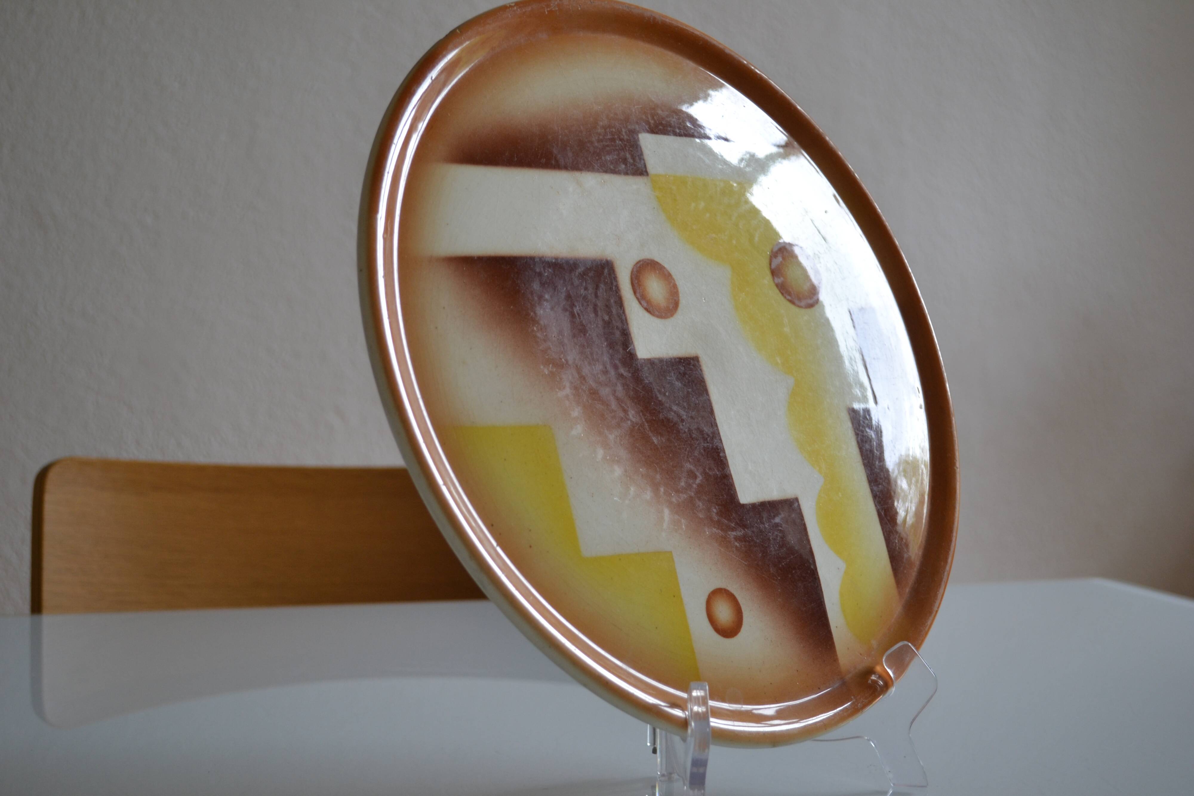 Art deco ceramic dish with geometric decor