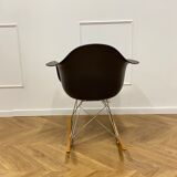 Rocking chair by Eames 242