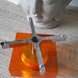 Vintage lighter from the 70s orange plexi chrome support height 5cm width 6.5 cm