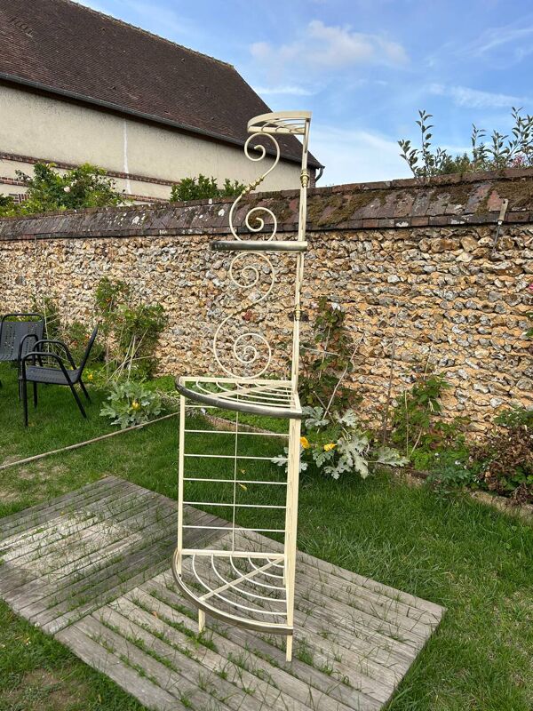 Étagère d’angle vintage type boulangerie