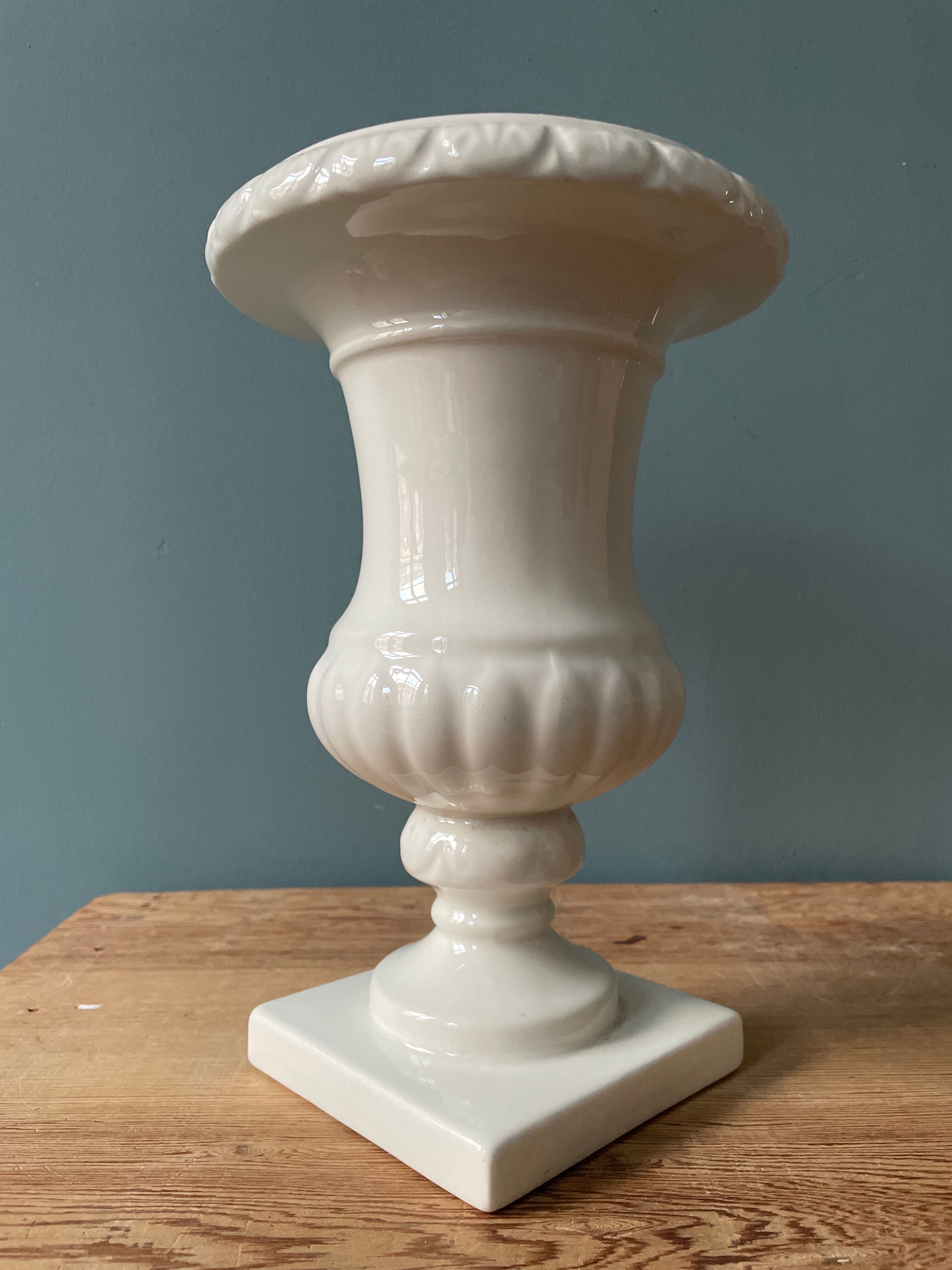 Medici vase in earthenware from Gien France