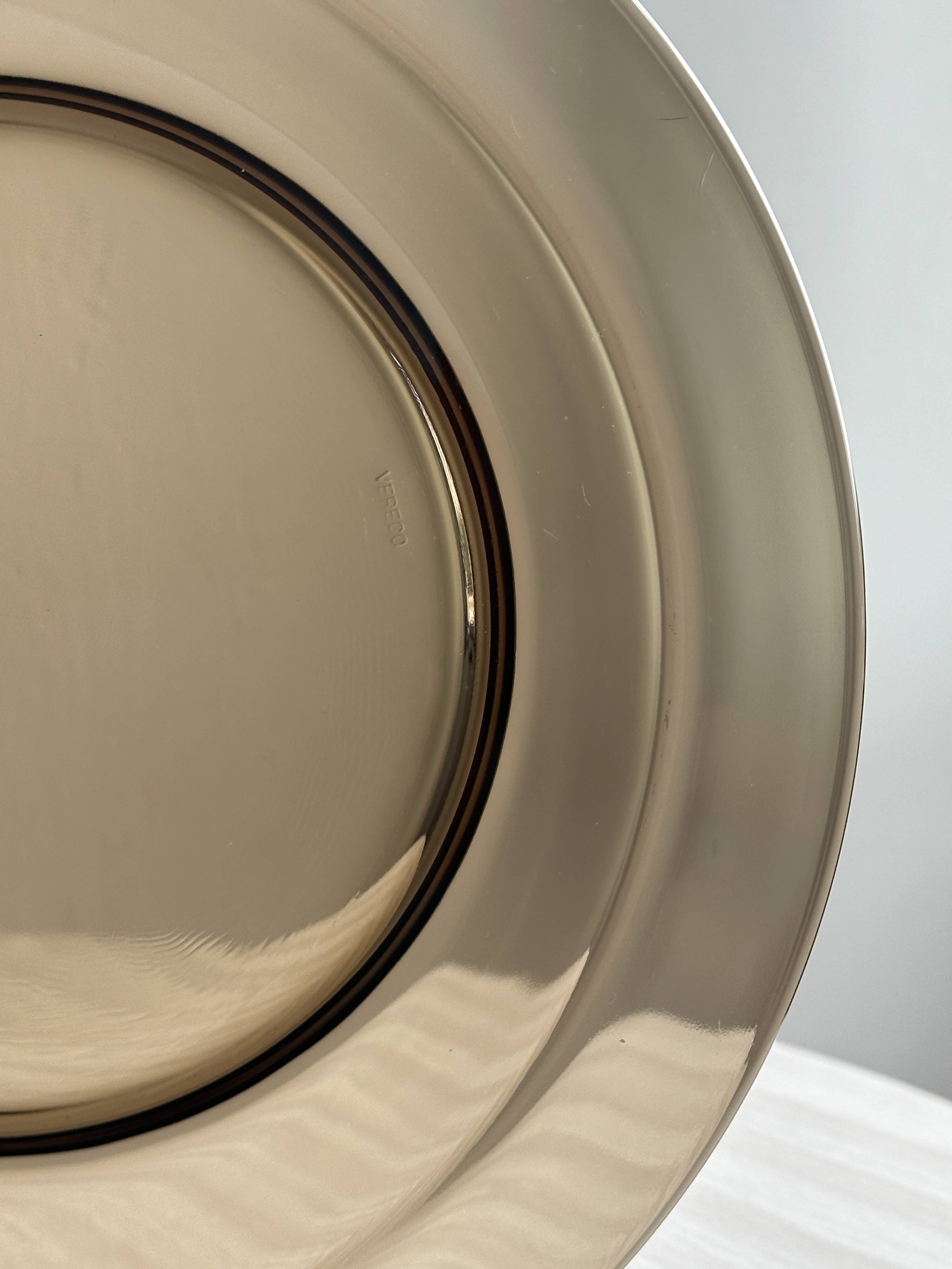 Smoked glass dish, modern design.