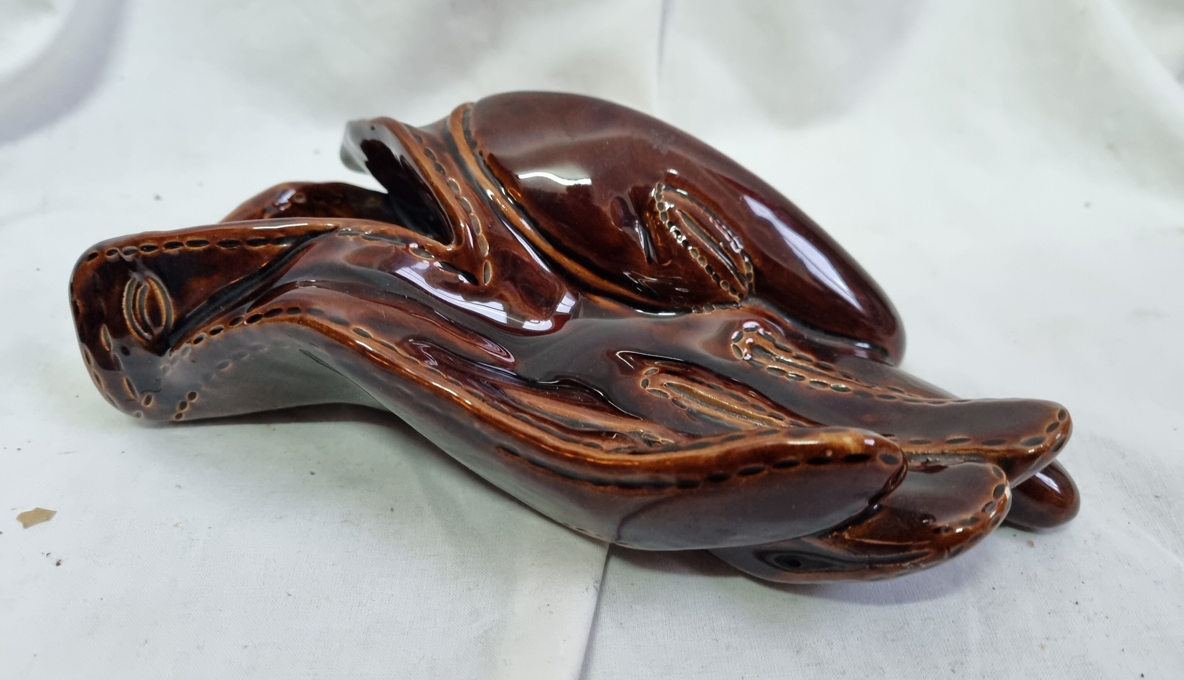 Ceramic ashtray in the shape of a glove from 1970