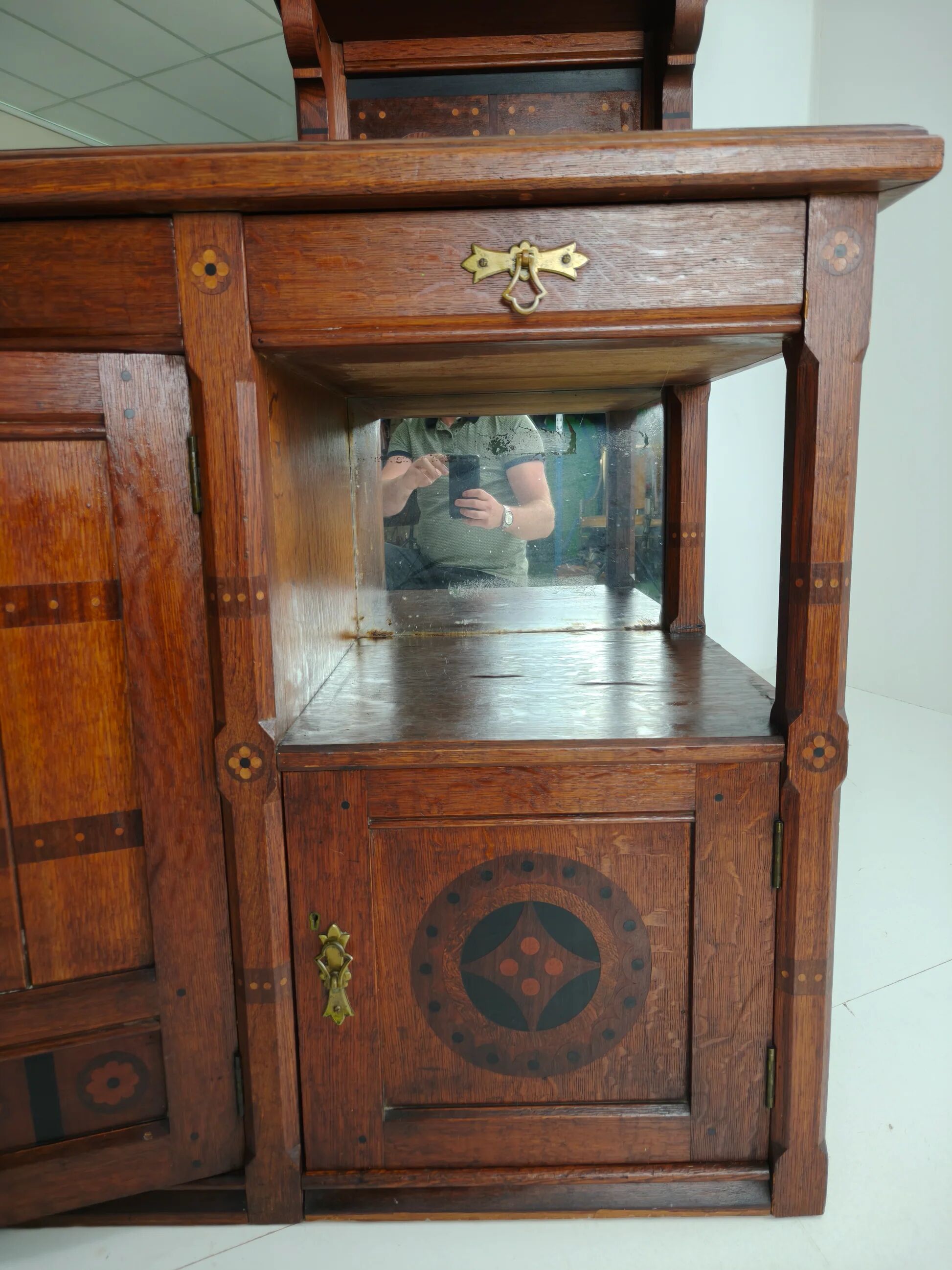 Buffet Arts & Crafts anglais en chêne du XIXe siècle par Pratt & Prince