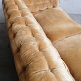 Chesterfield velvet sofa 50'