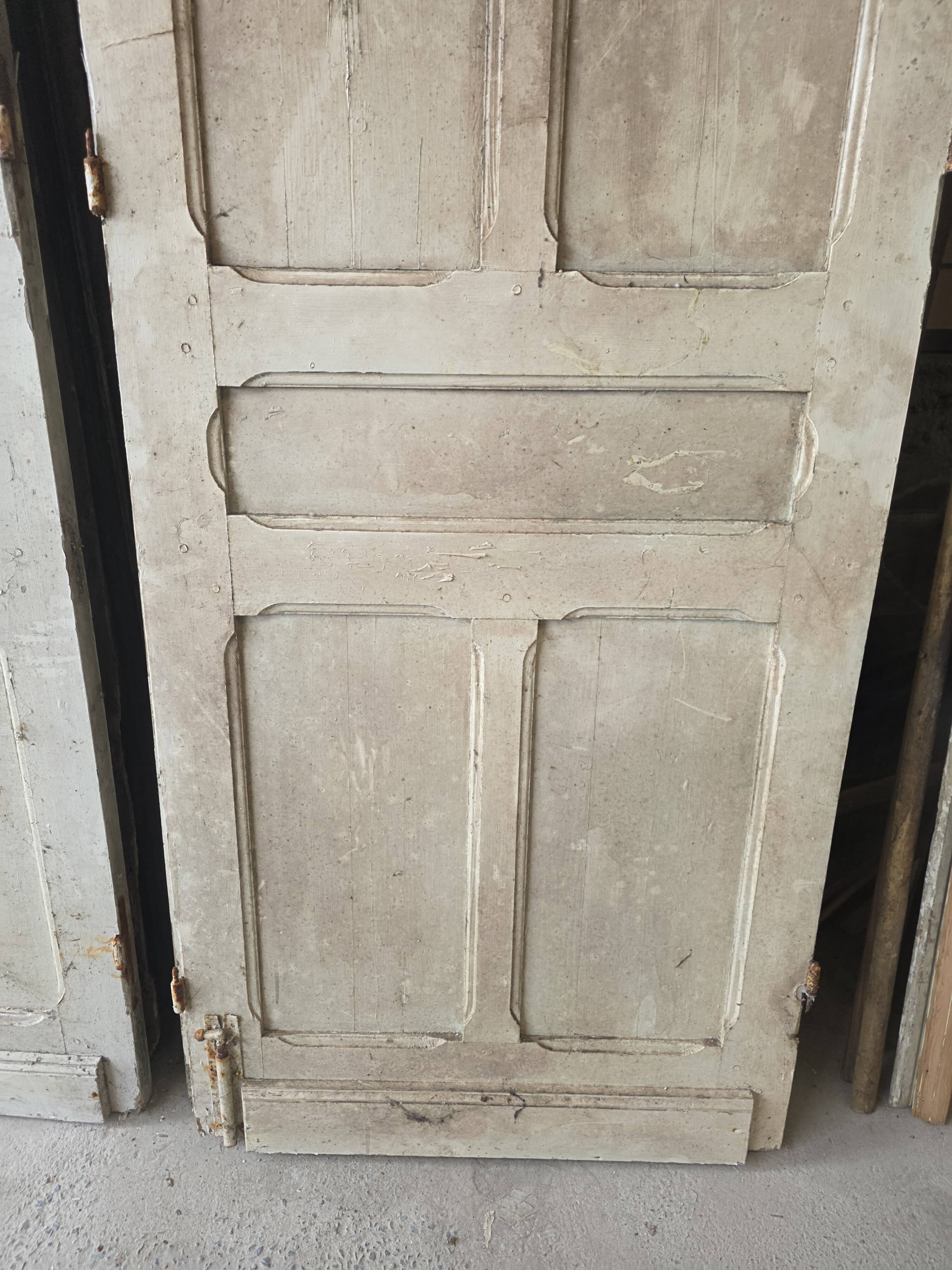 4 old partition doors