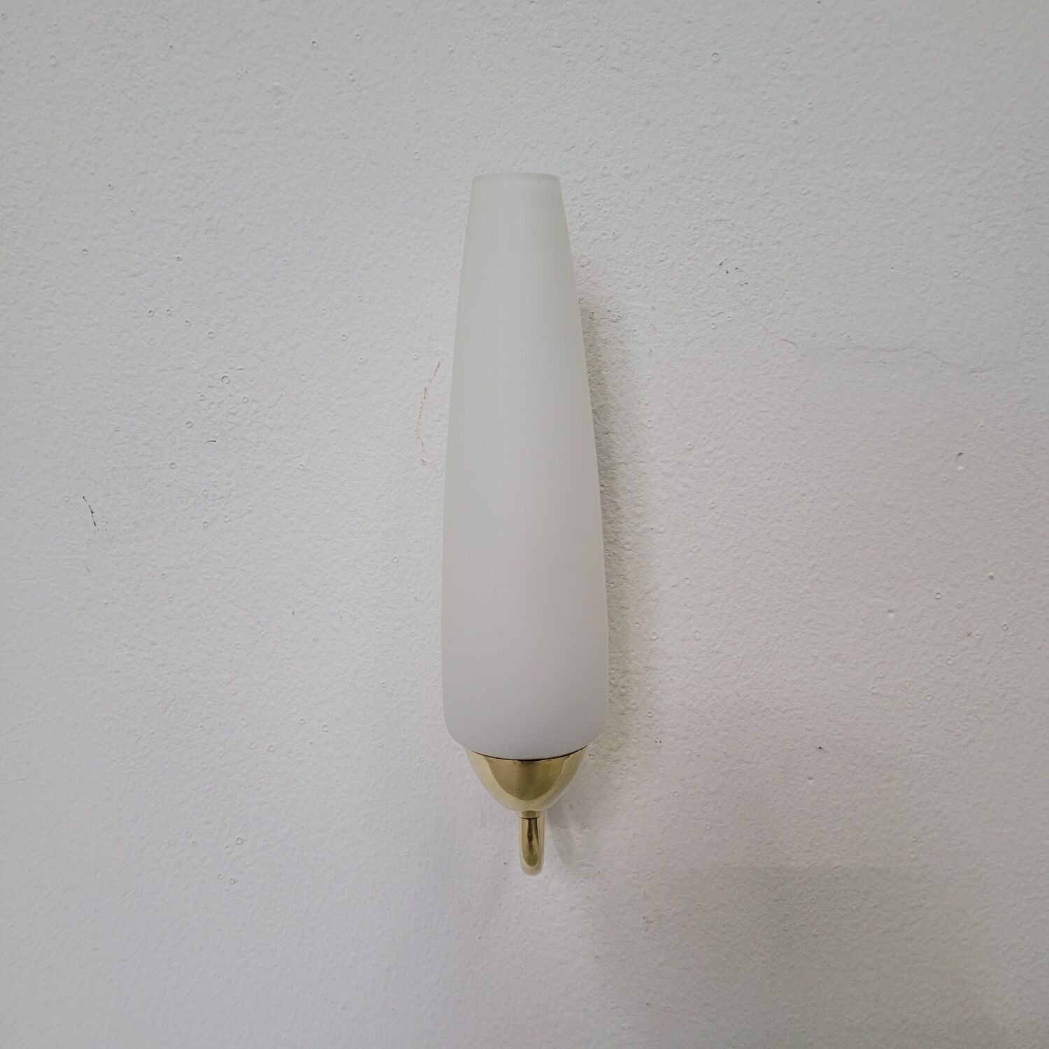 Pair of vintage Arlus wall lights in brass and opaline from the 60s