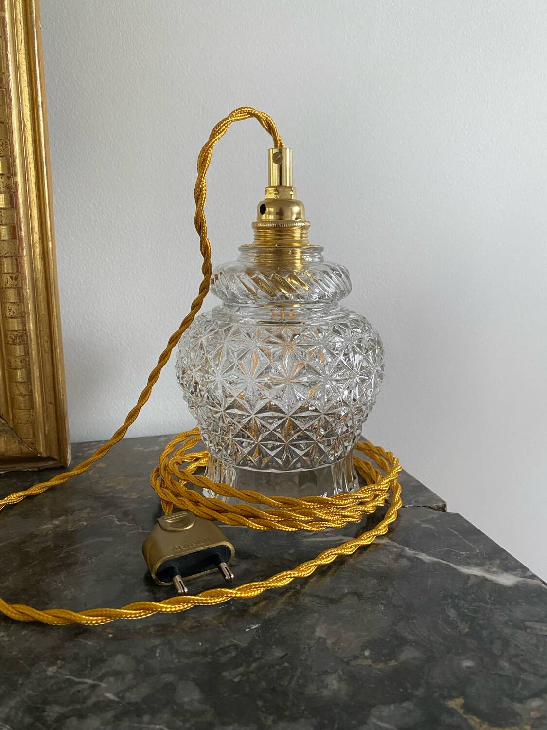 Vintage portable lamp