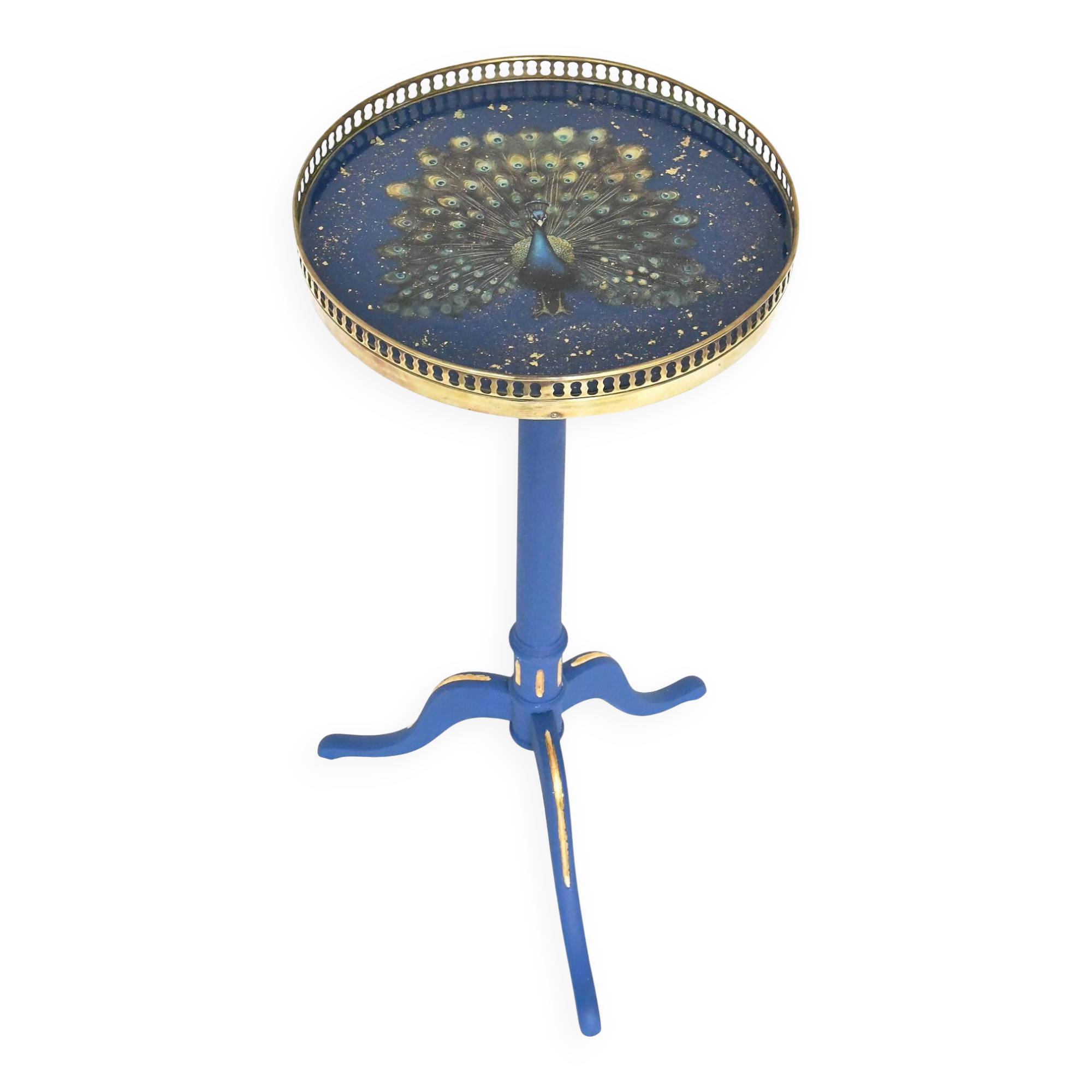 Louis XVI style guéridon decorated with a peacock.