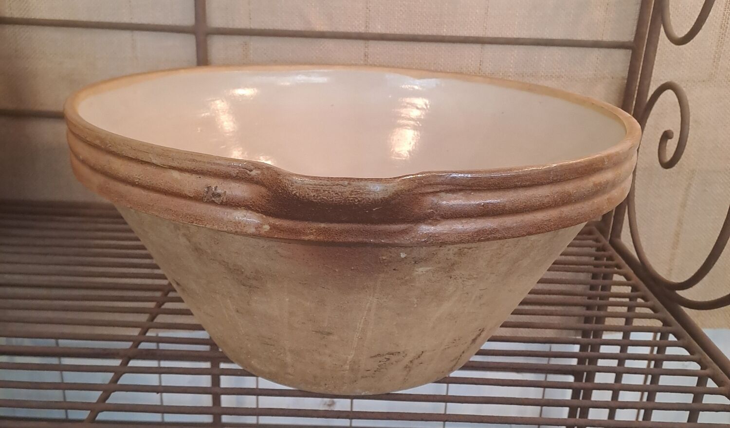 Glazed terracotta bowl