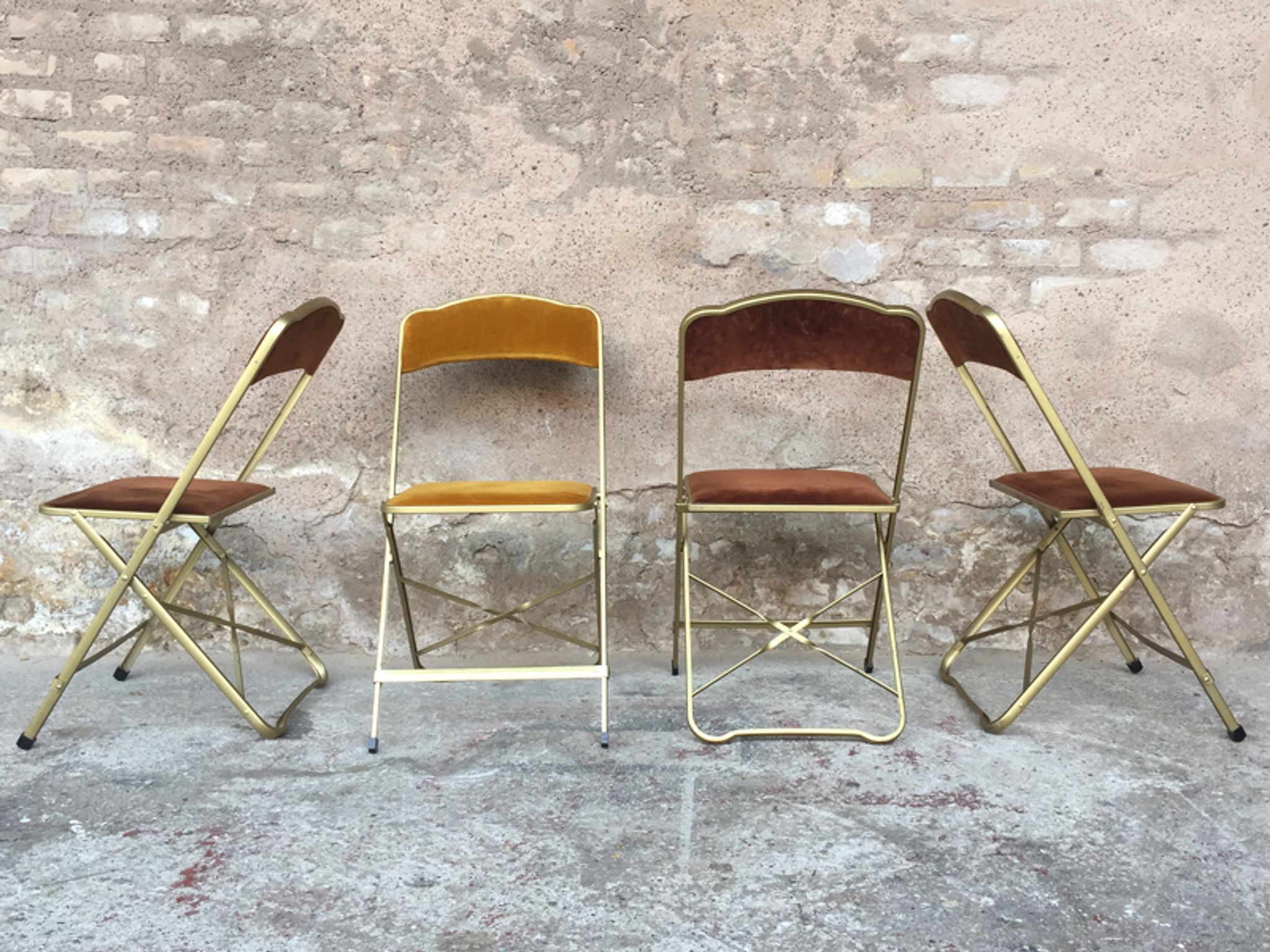 4 folding chairs in Velvet, cinema, gold metal, made in Belgium