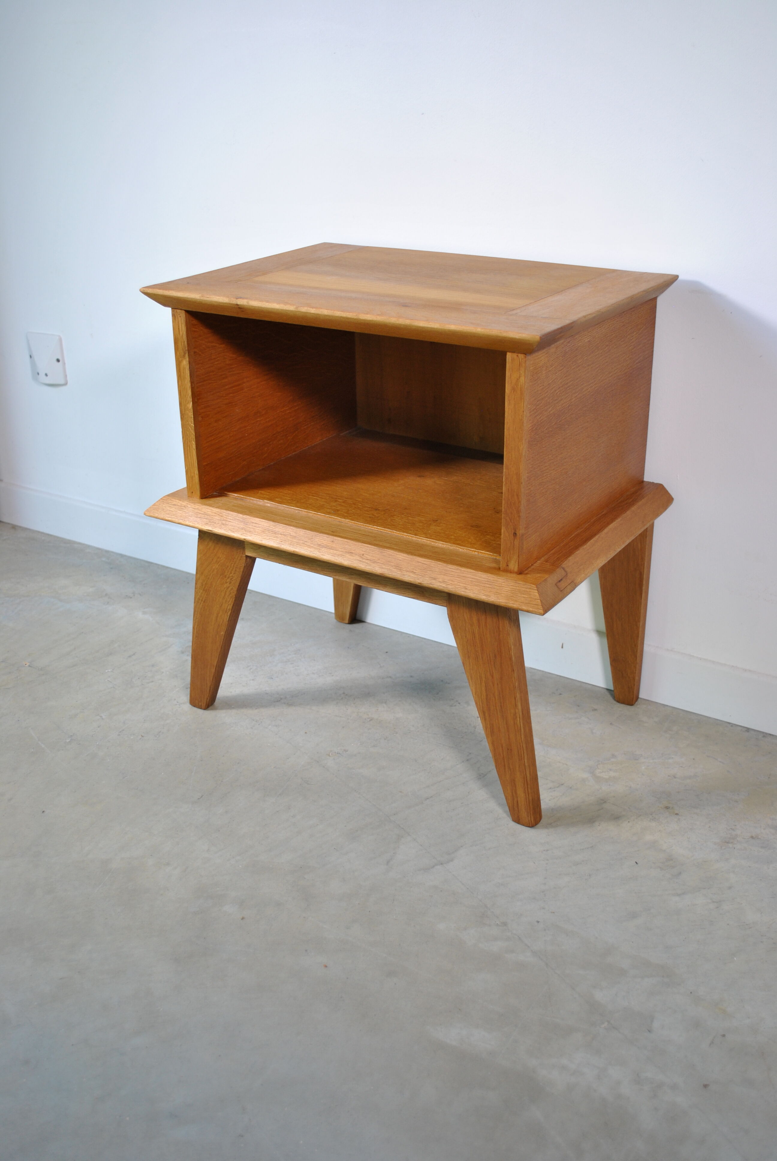 Bedside foot compass 1960