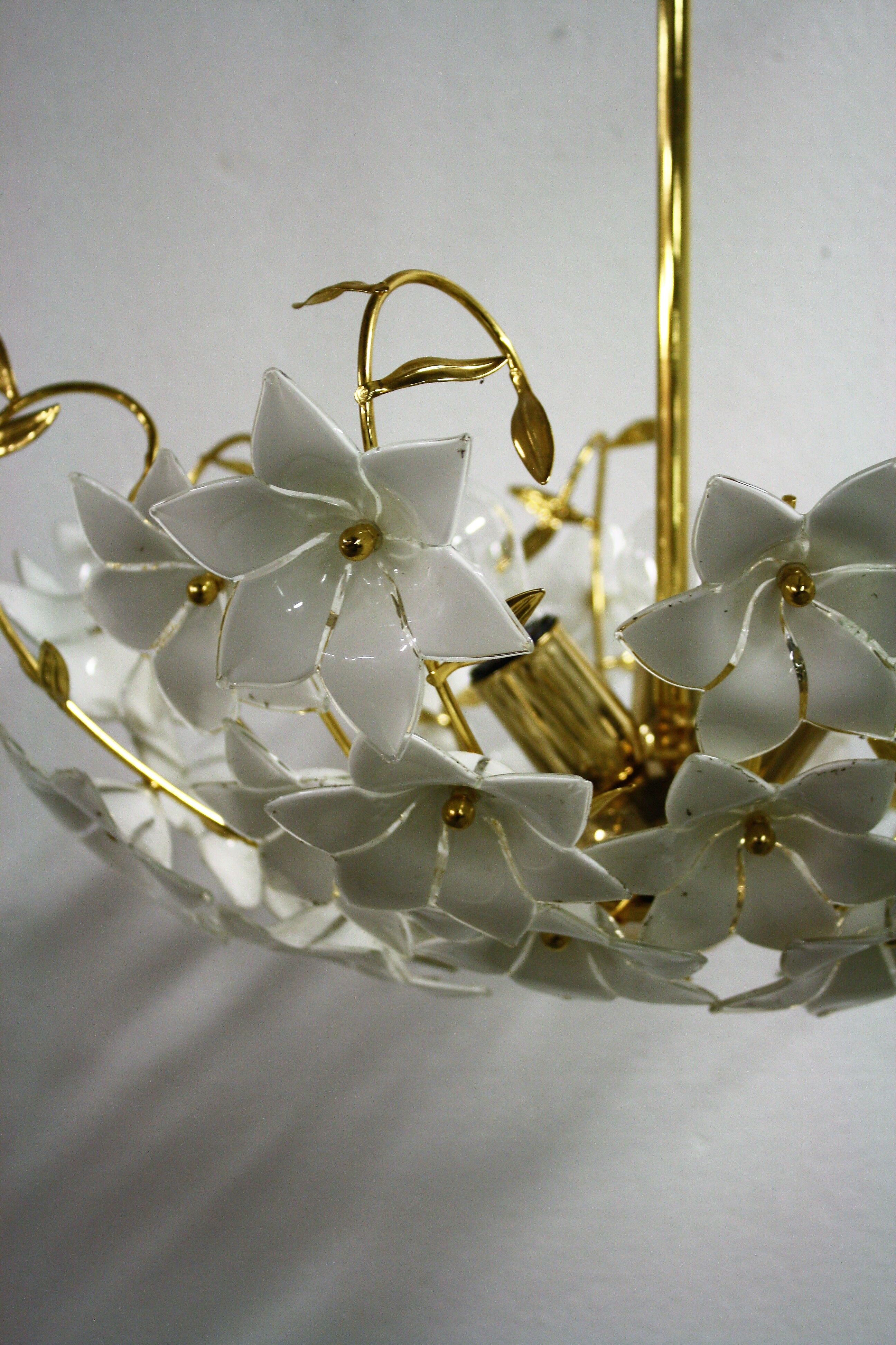 lustre en laiton et verre de Murano fleur des années 1970