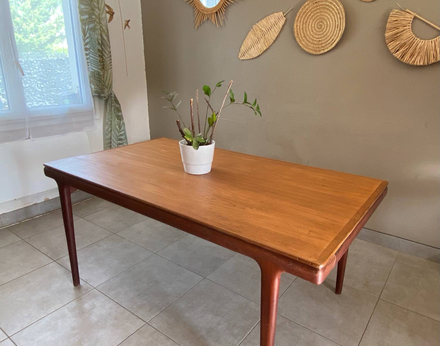 Vintage extendable teak table